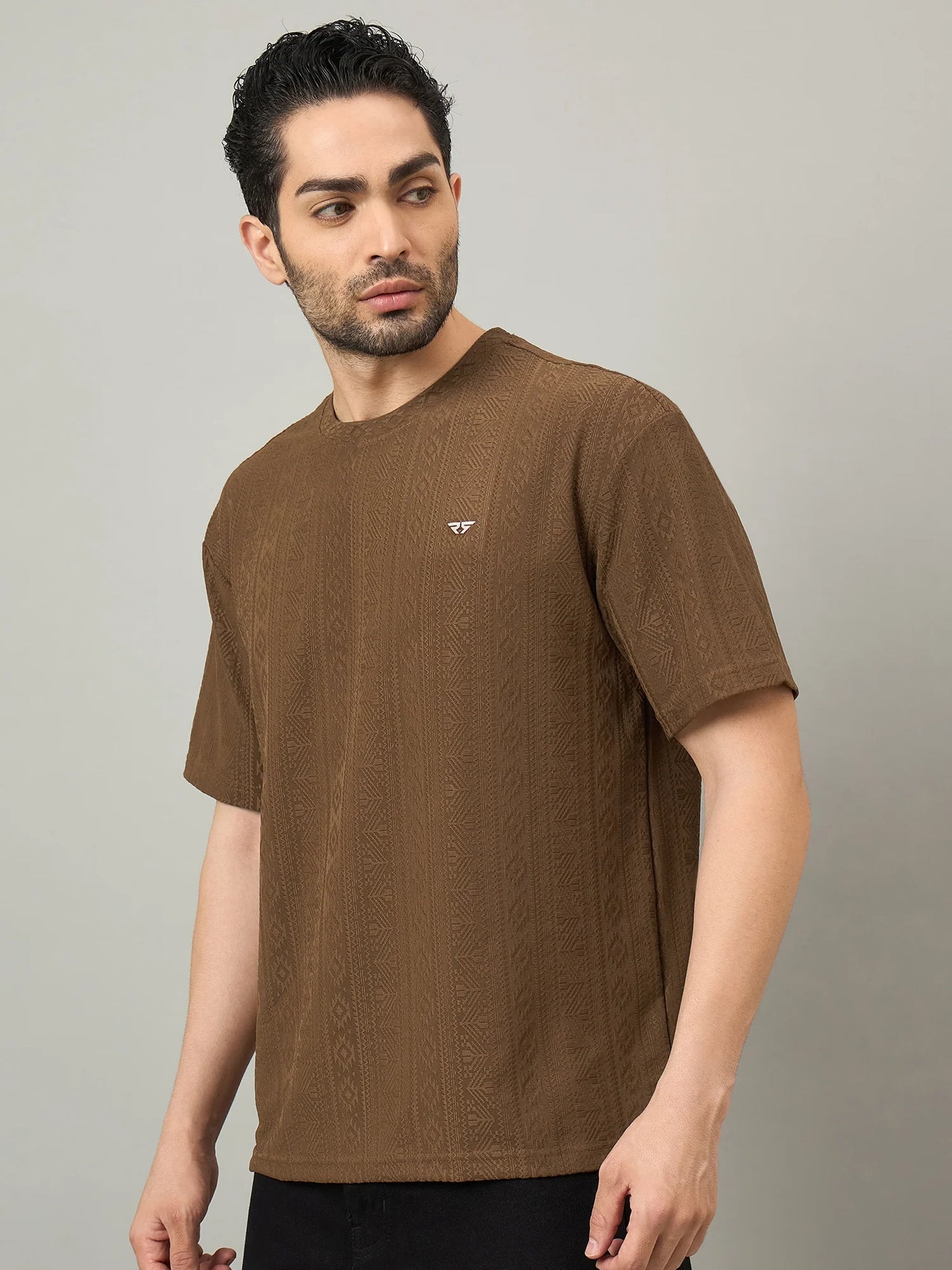 Men Oversized Textured Round Neck Drop Shoulder T-shirt Brown