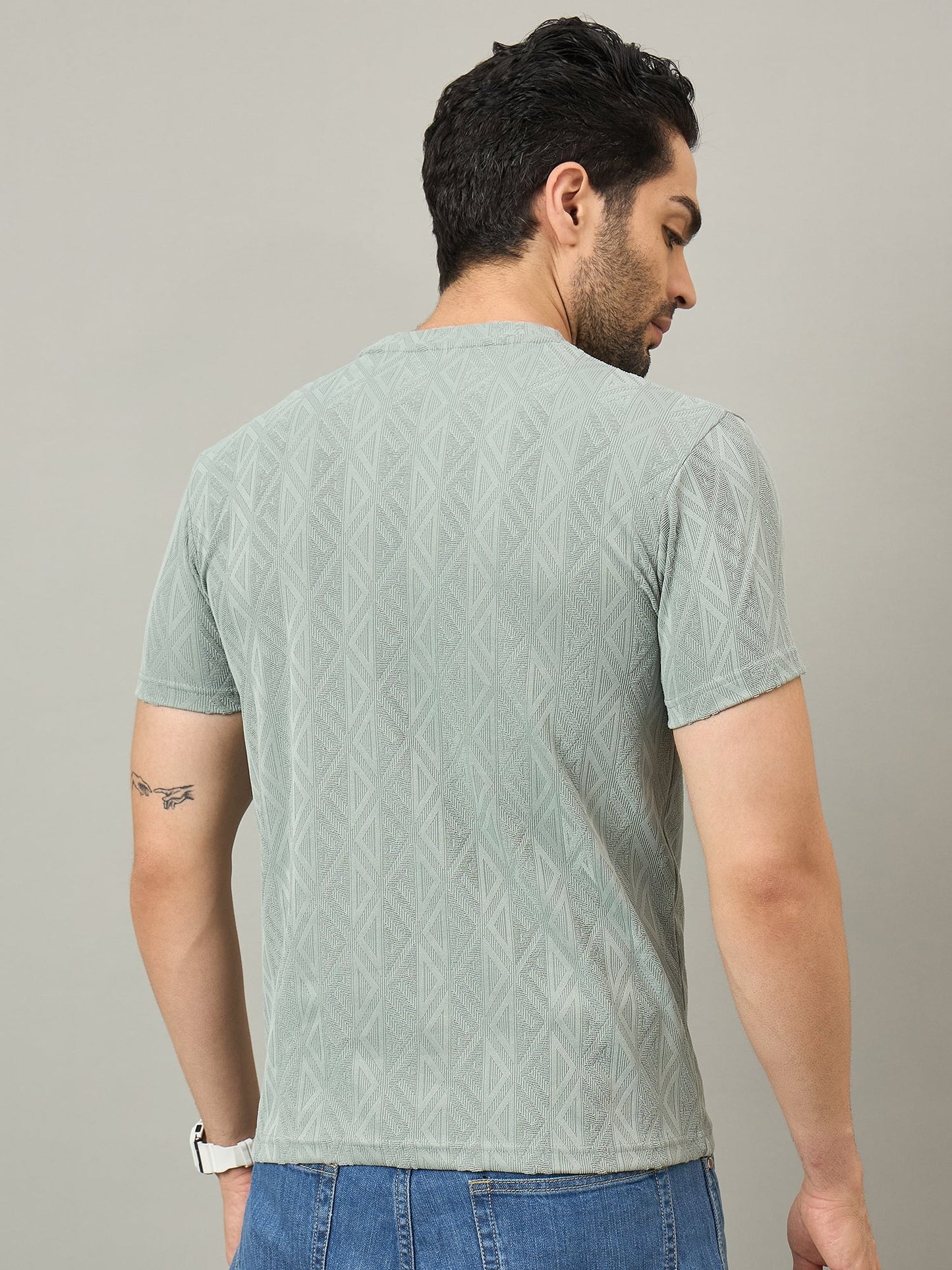 Men Textured Round Neck T-shirt Sage
