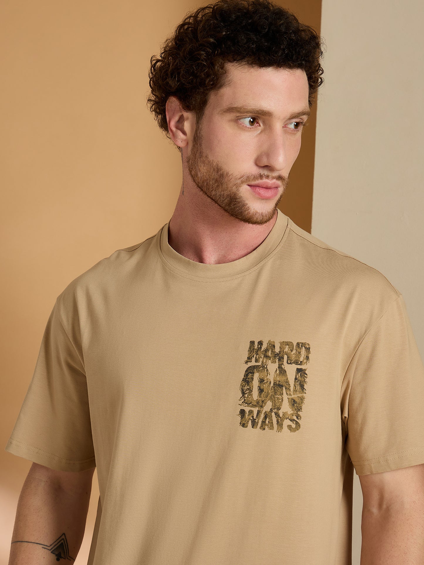 Men Oversized Printed Round Neck Drop shoulder T-shirt Beige - Reprise
