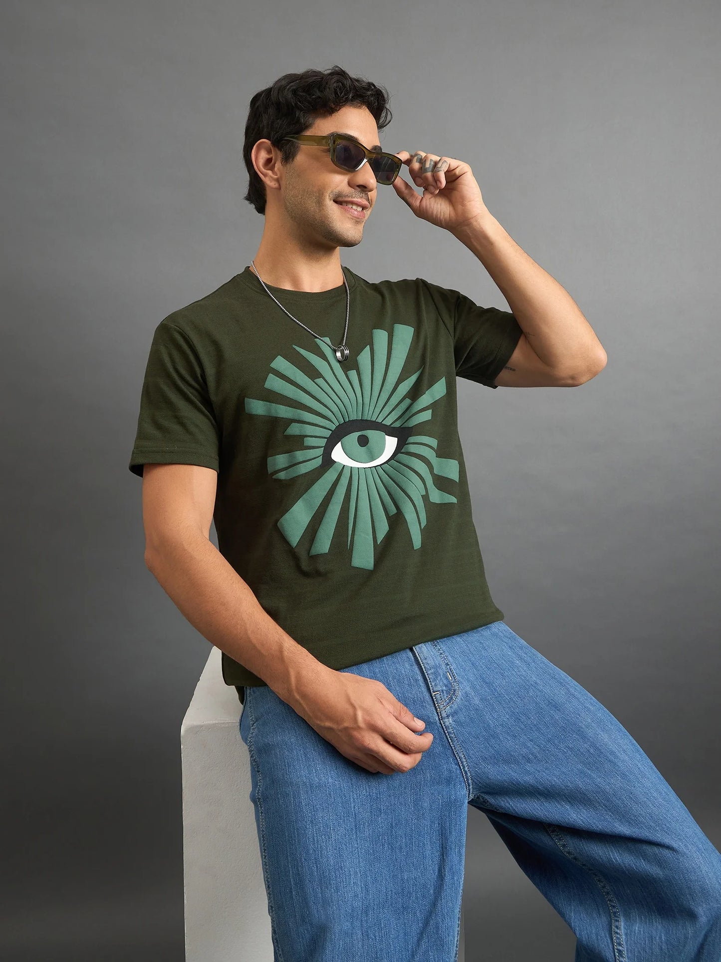 Men Printed Round Neck T-shirt Olive