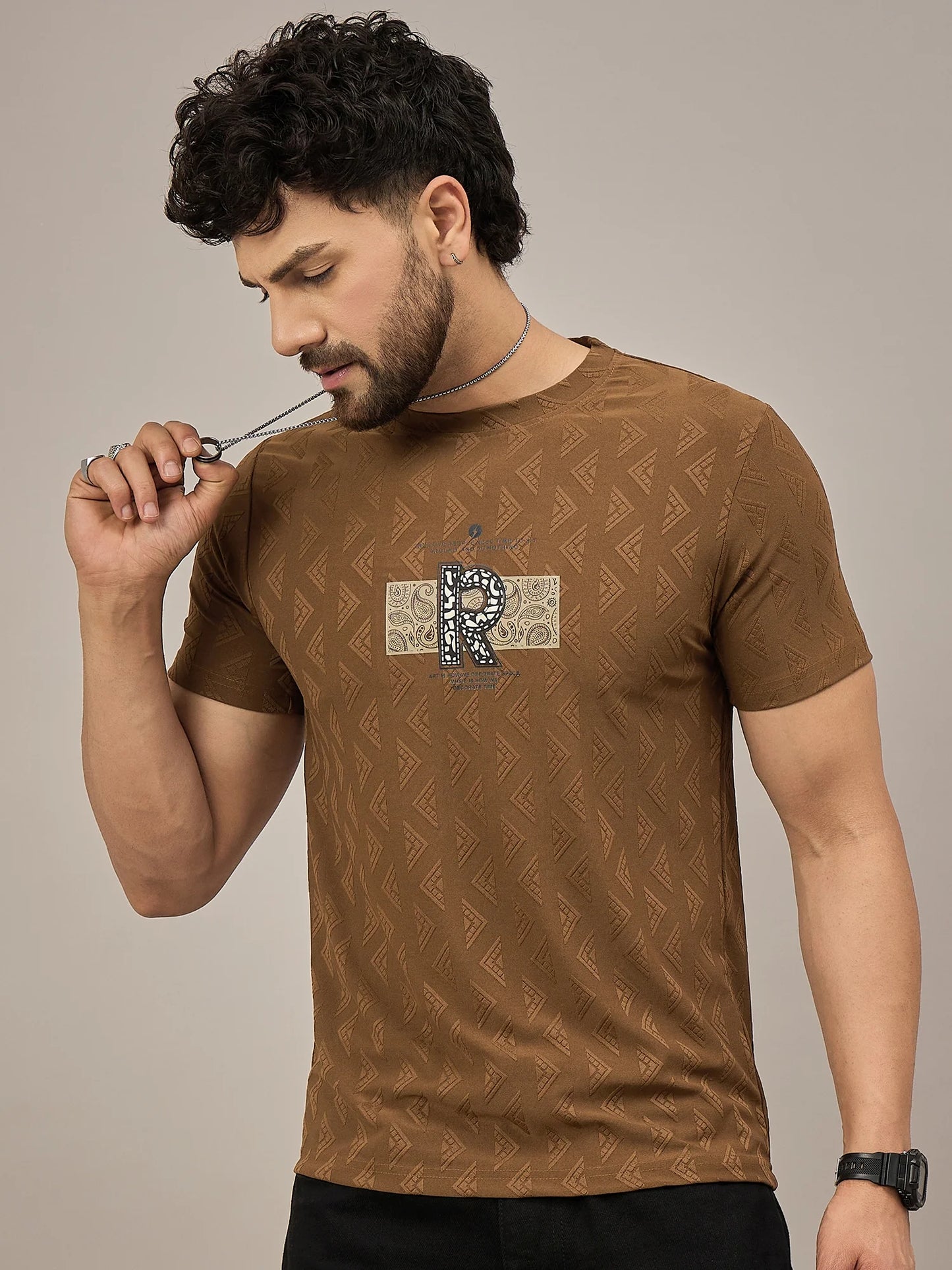 Men Printed Round Neck T-shirt Brown