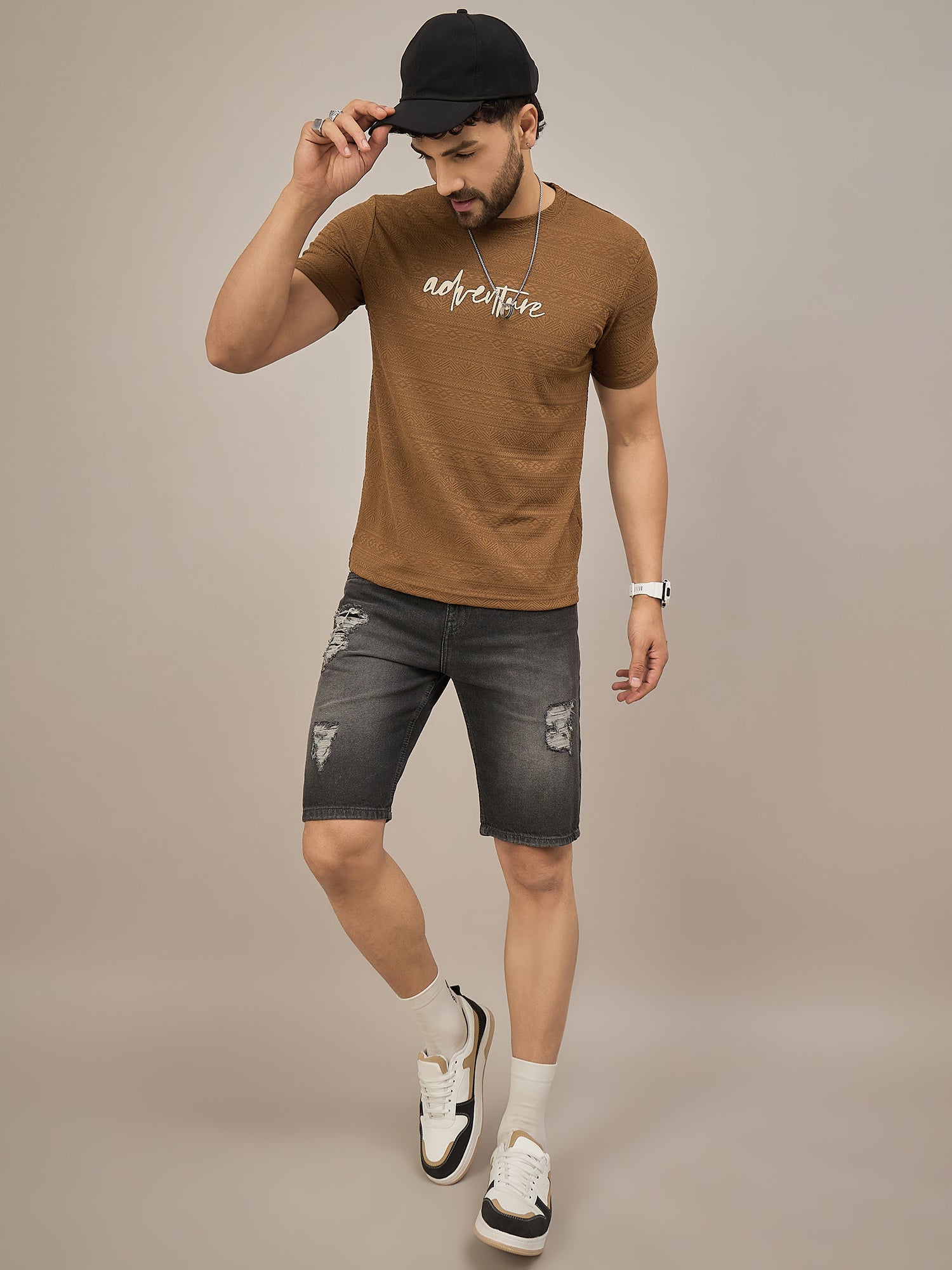 Men Round Neck T-shirt Brown
