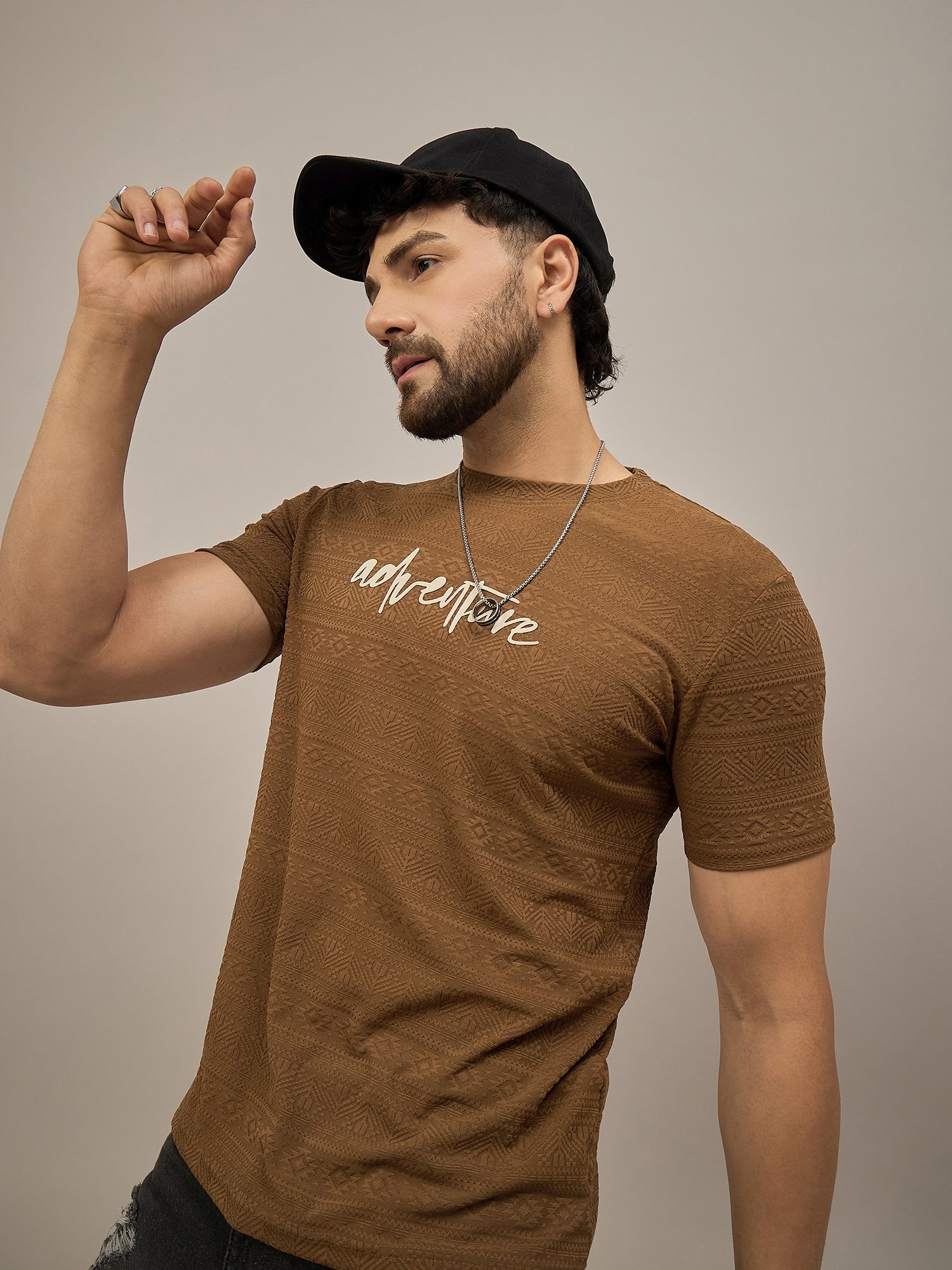 Men Round Neck T-shirt Brown
