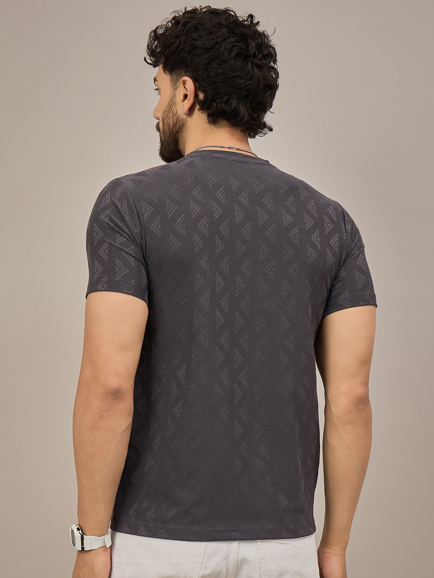 Men Round Neck T-shirt Black