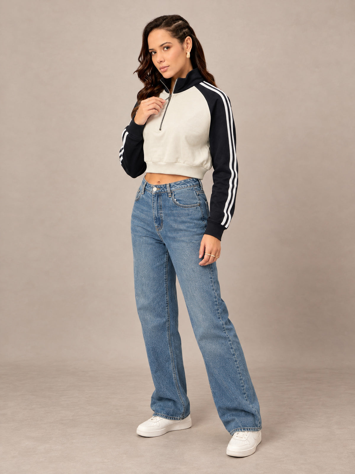 Black & White Cropped Sweatshirt