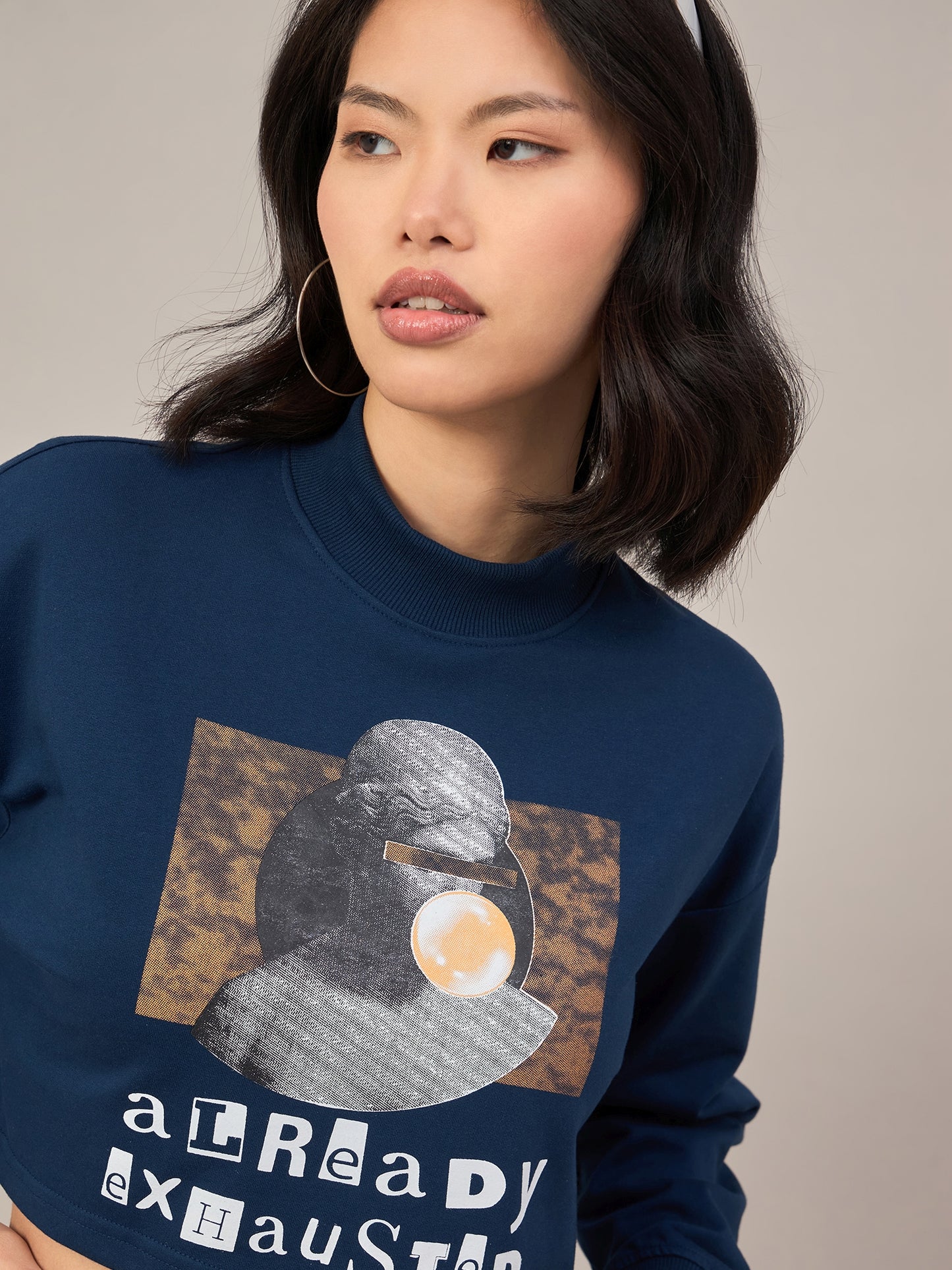 Blue Women Solid Cropped Sweatshirt