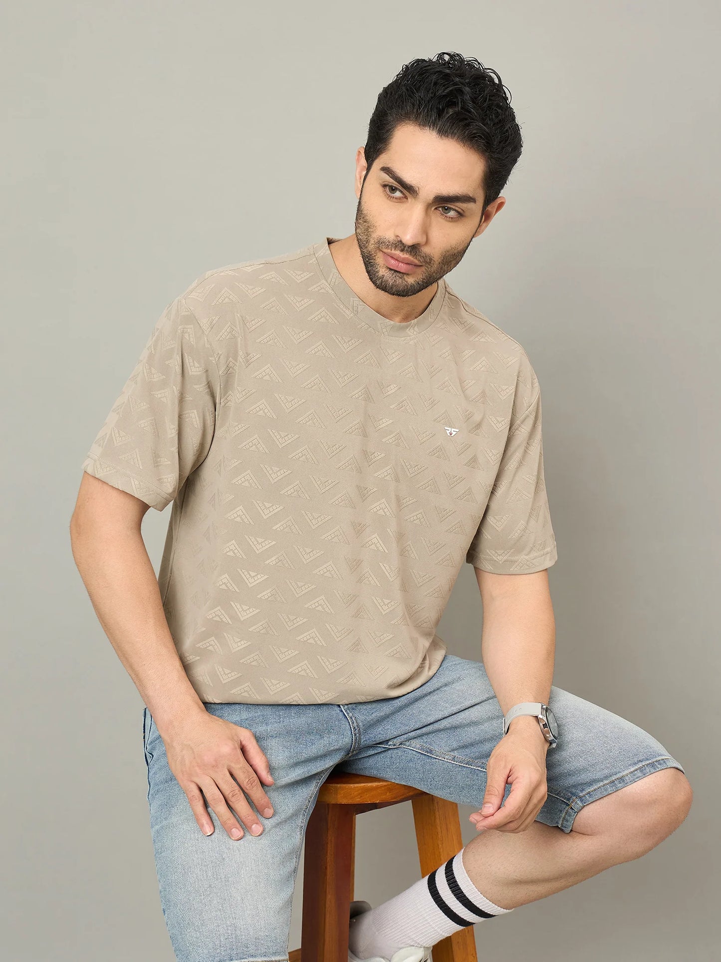 Men Oversized Round Neck Drop Shoulder T-shirt Beige
