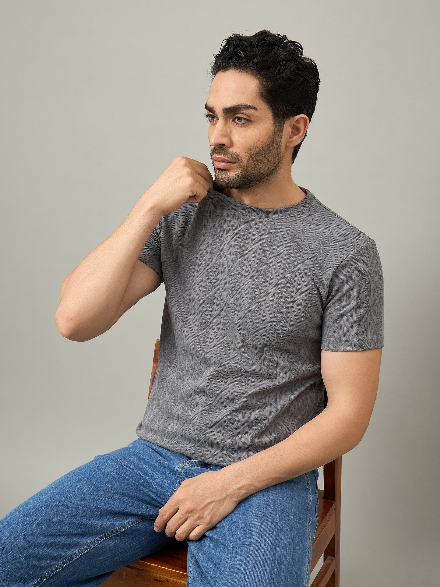 Men Round Neck T-shirt Grey