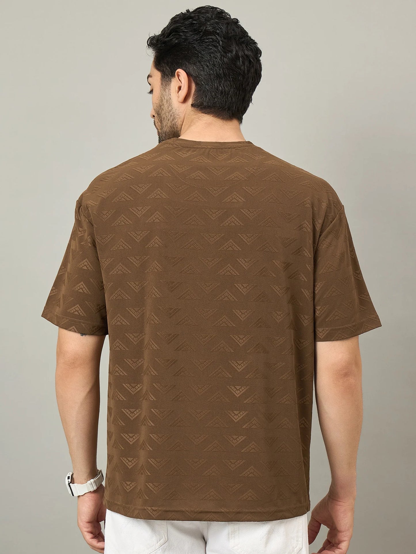 Men Oversized Textured Round Neck T-shirt Brown