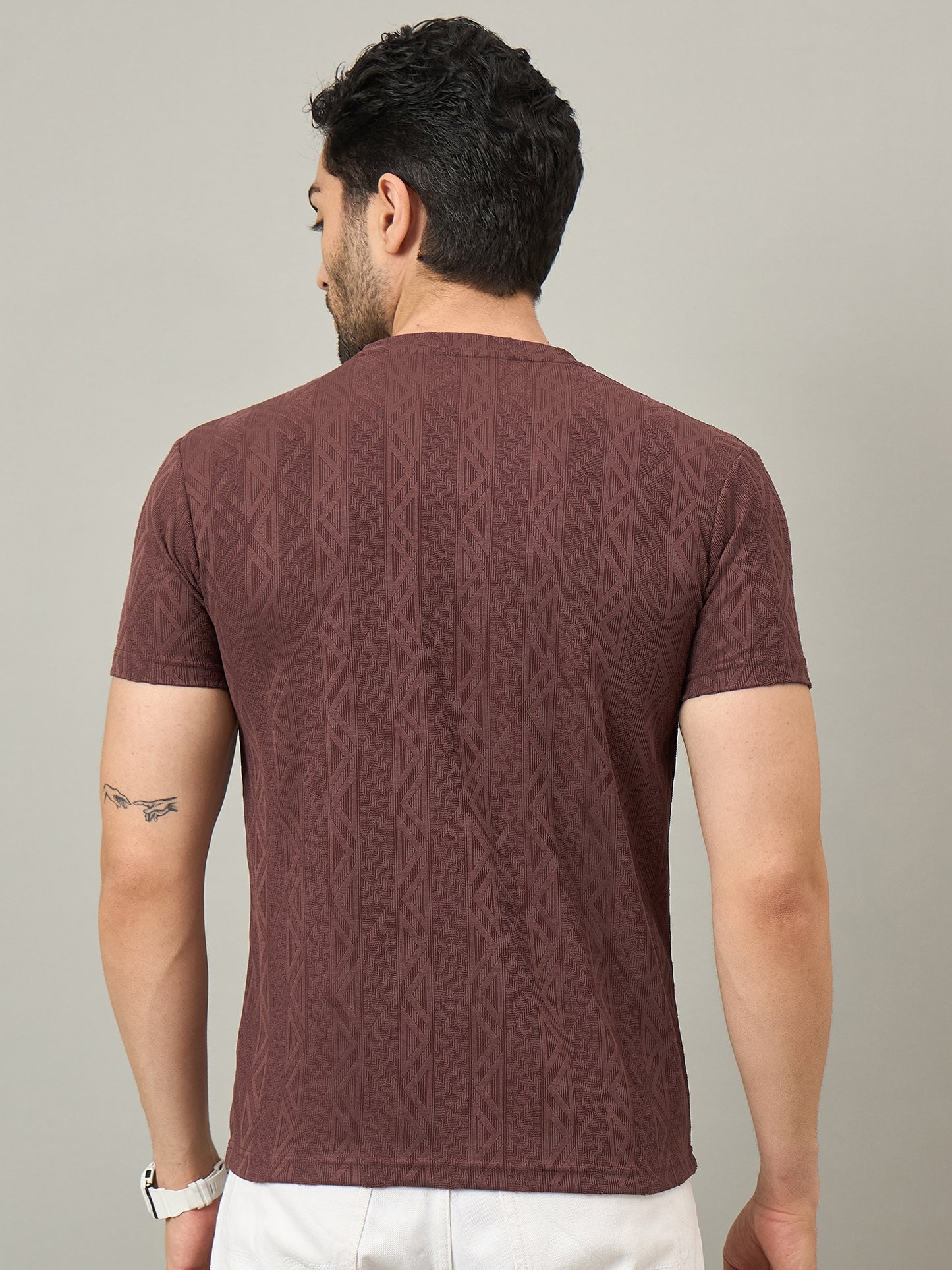 Men Round Neck T-shirt Maroon
