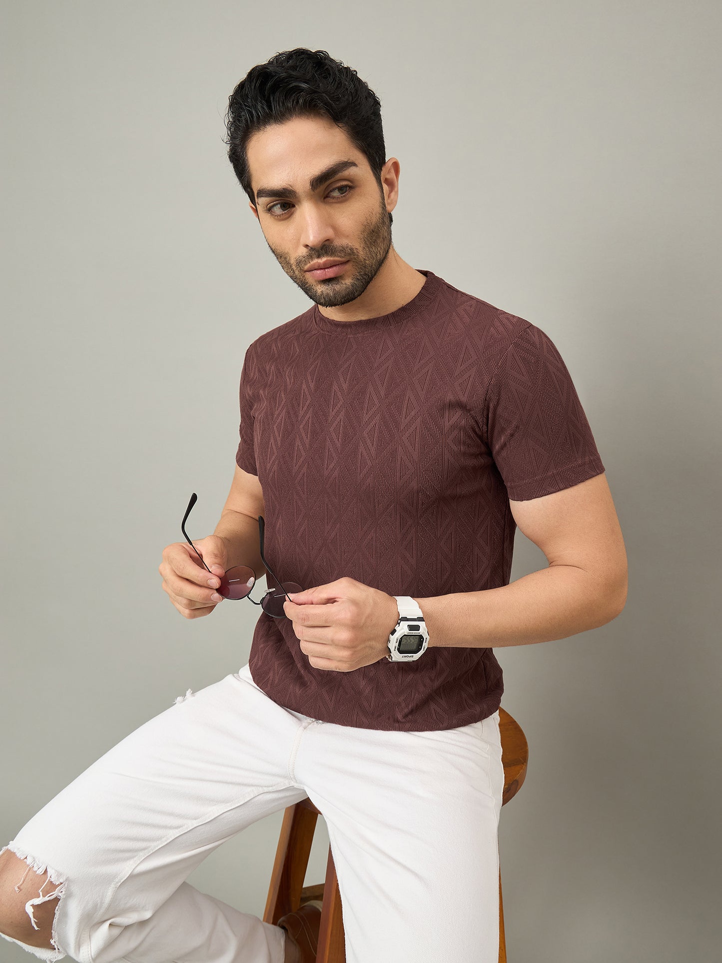 Men Round Neck T-shirt Maroon