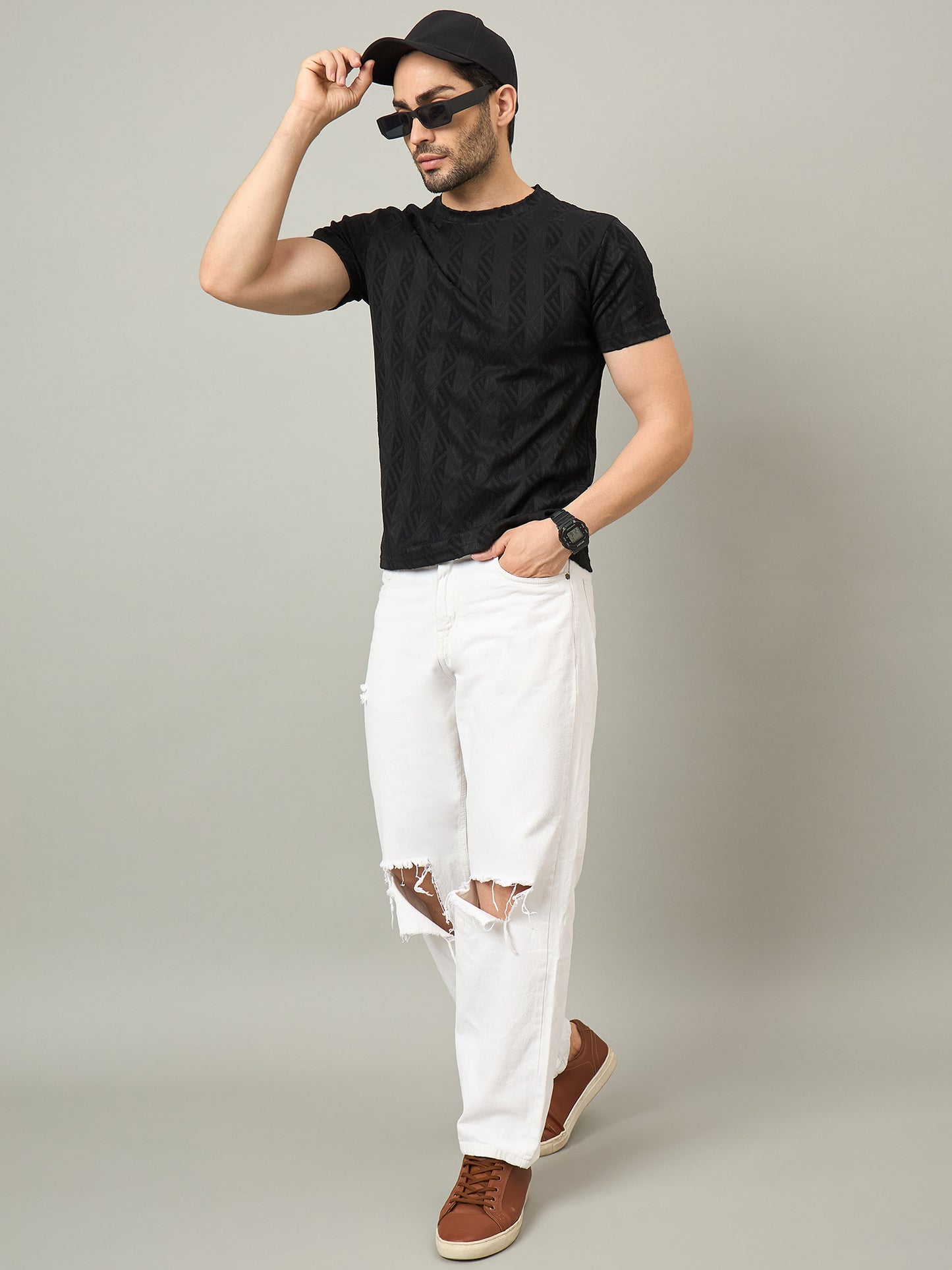 Men Round Neck T-shirt Black