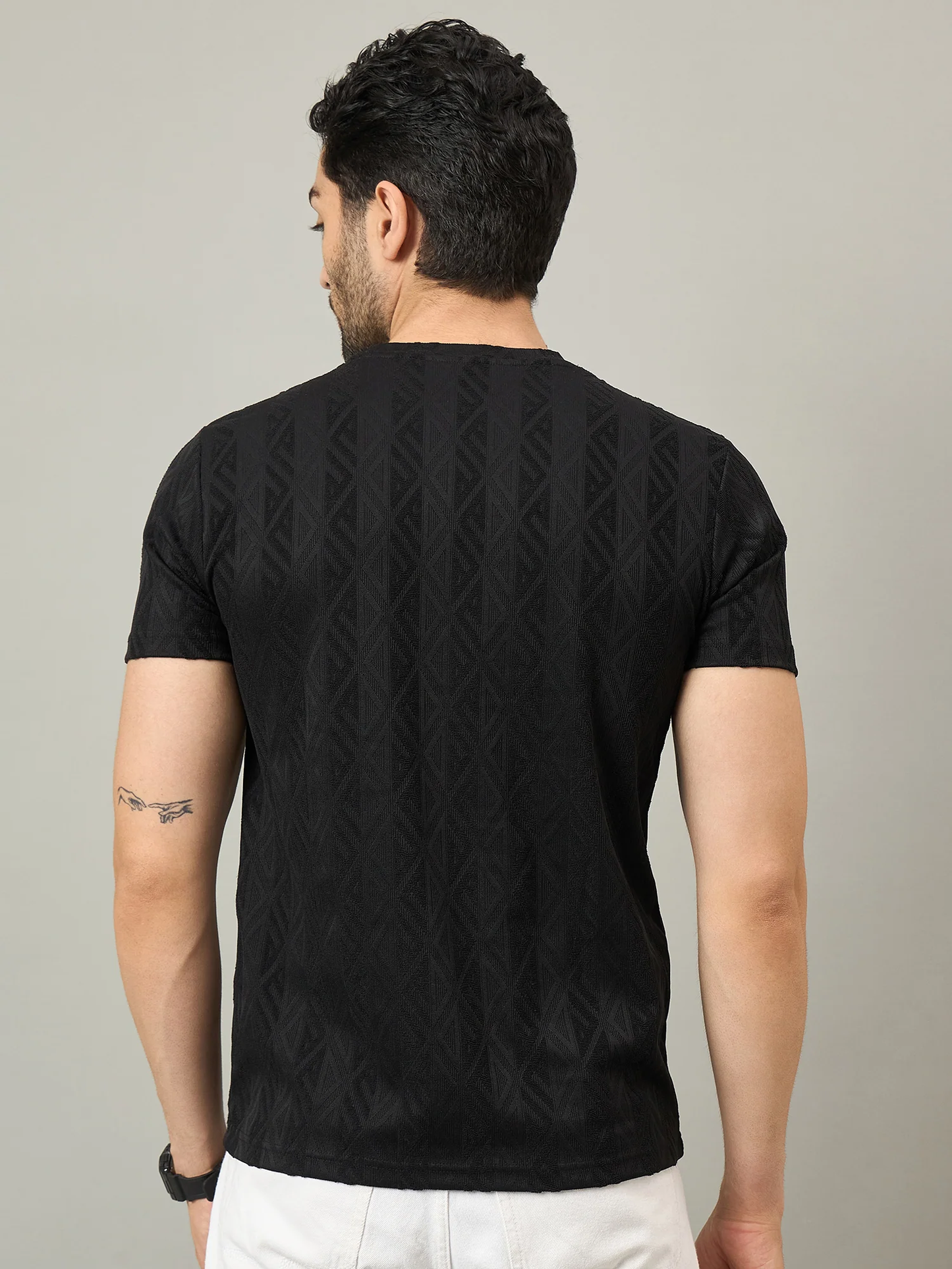Men Textured Round Neck T-Shirt Black