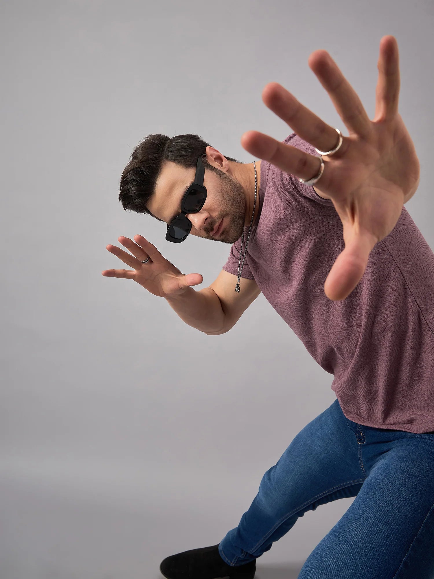 Men Textured Crew Neck T-shirt Mauve - Reprise