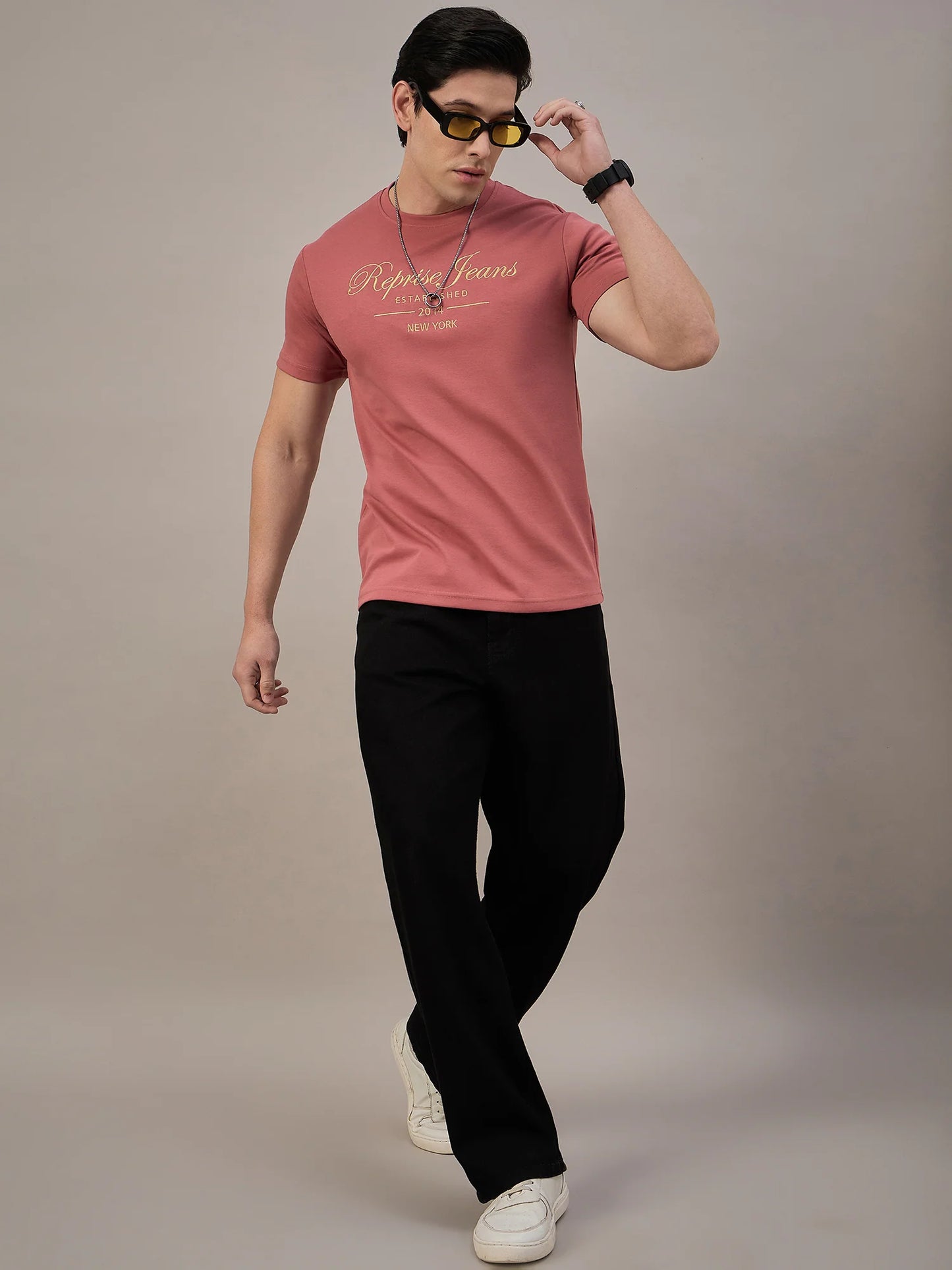 Men Printed Round Neck T-shirt Coral