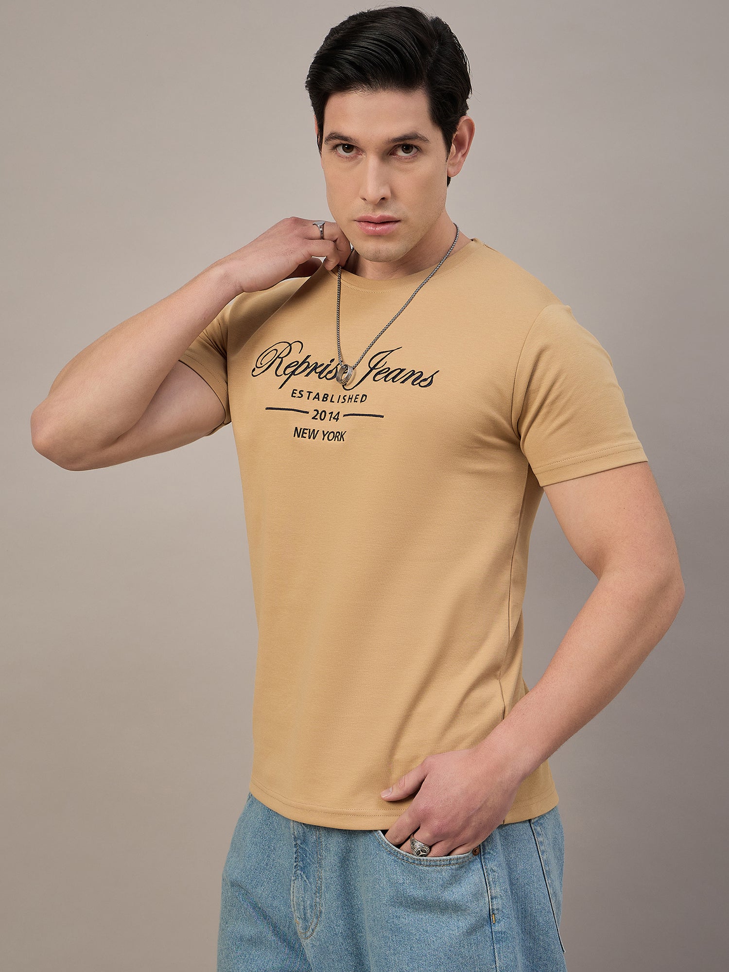 Mens Round Neck T-shirt Light Brown