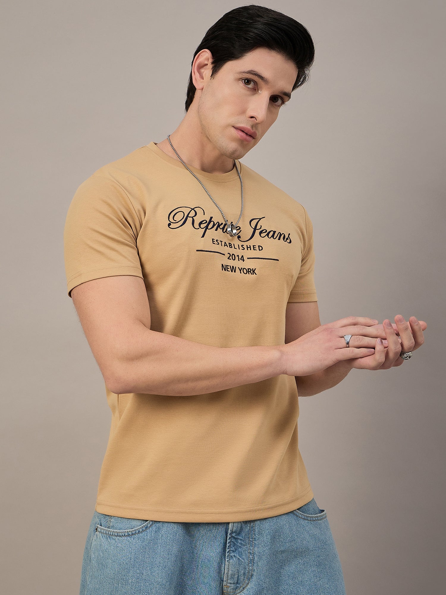Mens Round Neck T-shirt Light Brown
