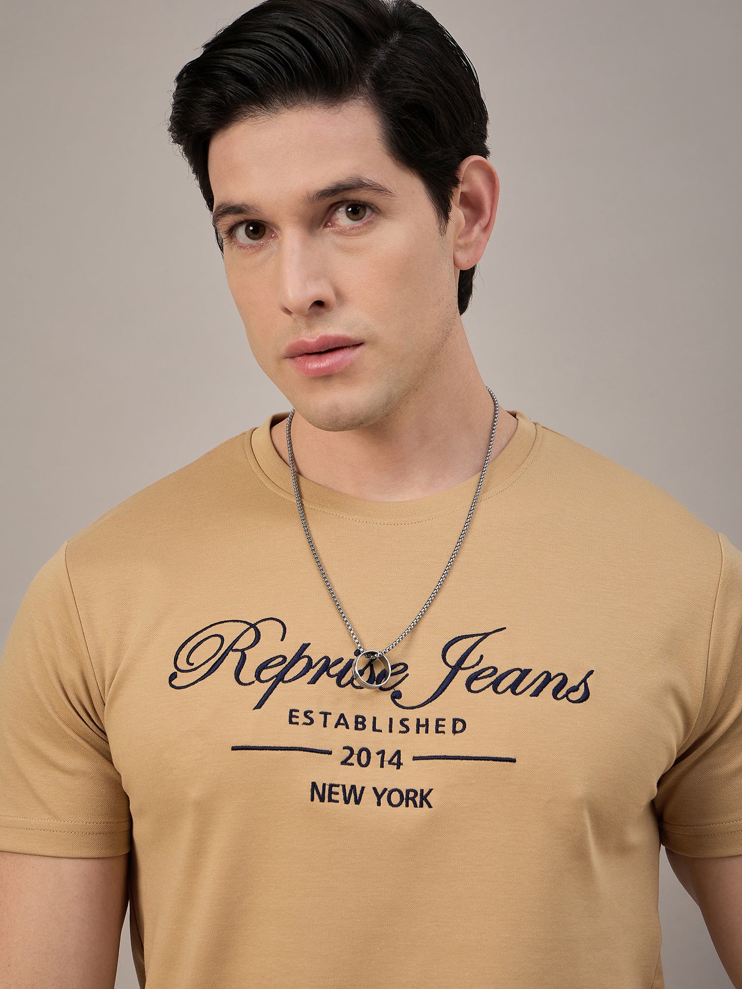 Mens Round Neck T-shirt Light Brown