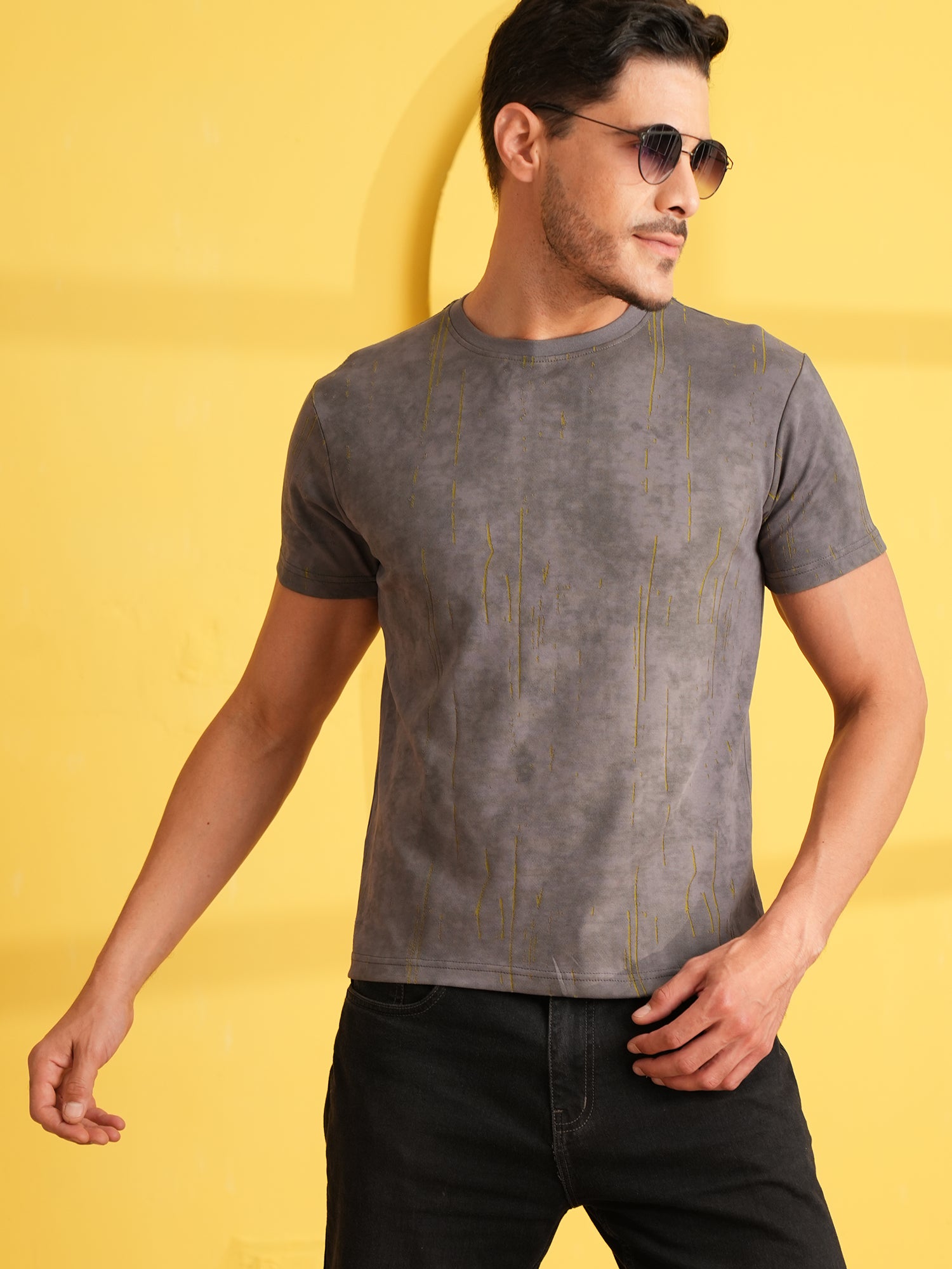 Men Textured Round Neck T-shirt Green - Reprise