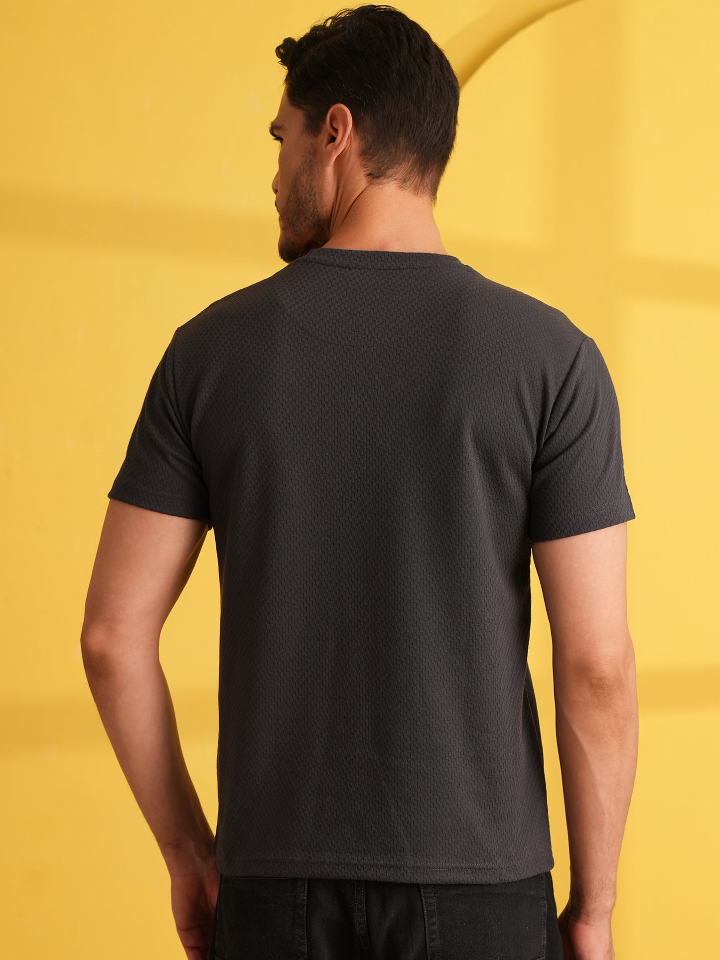 Men Solid Round Neck T-shirt Dark Grey