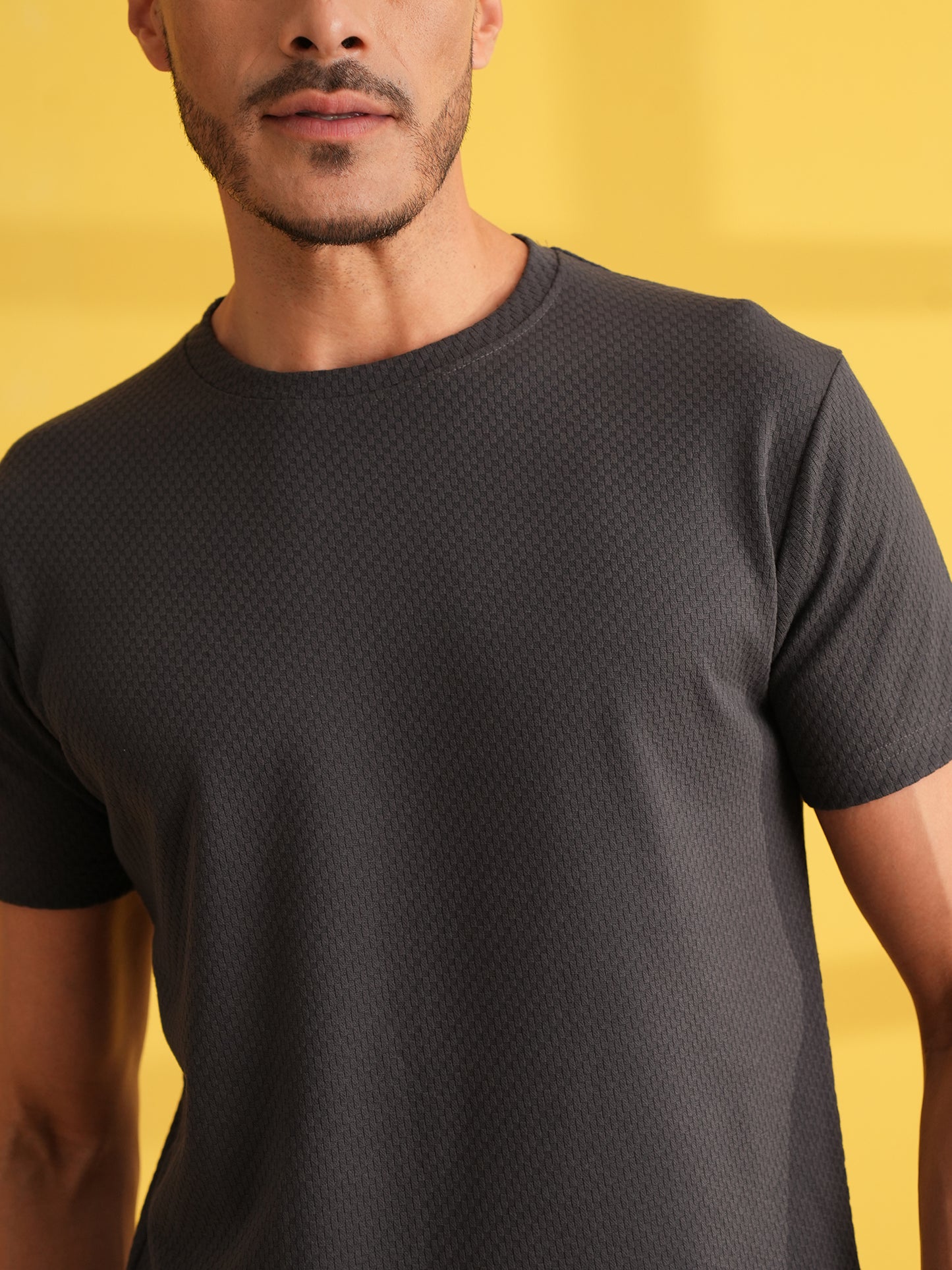 Men Solid Round Neck T-shirt Dark Grey