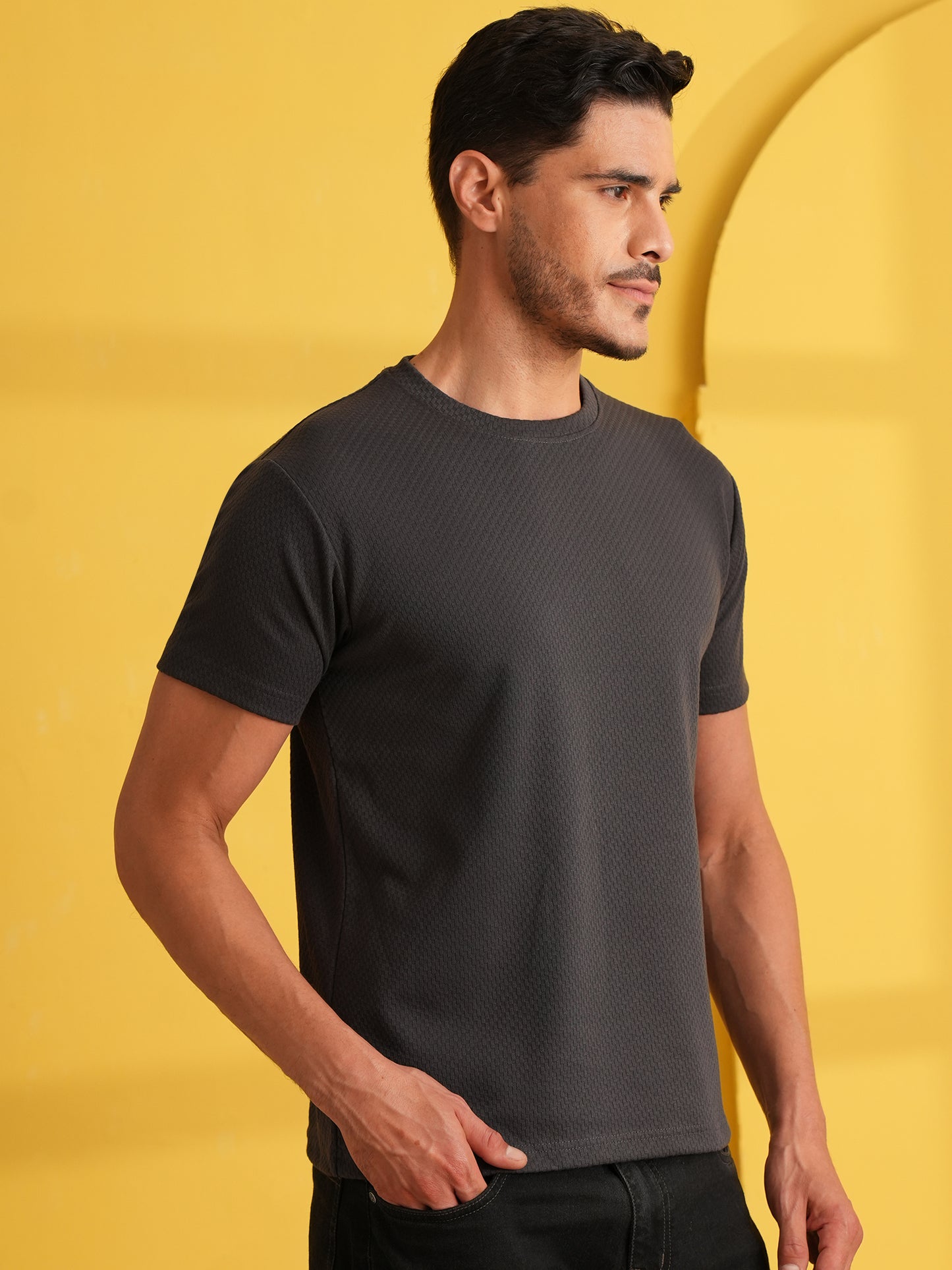 Men Solid Round Neck T-shirt Dark Grey