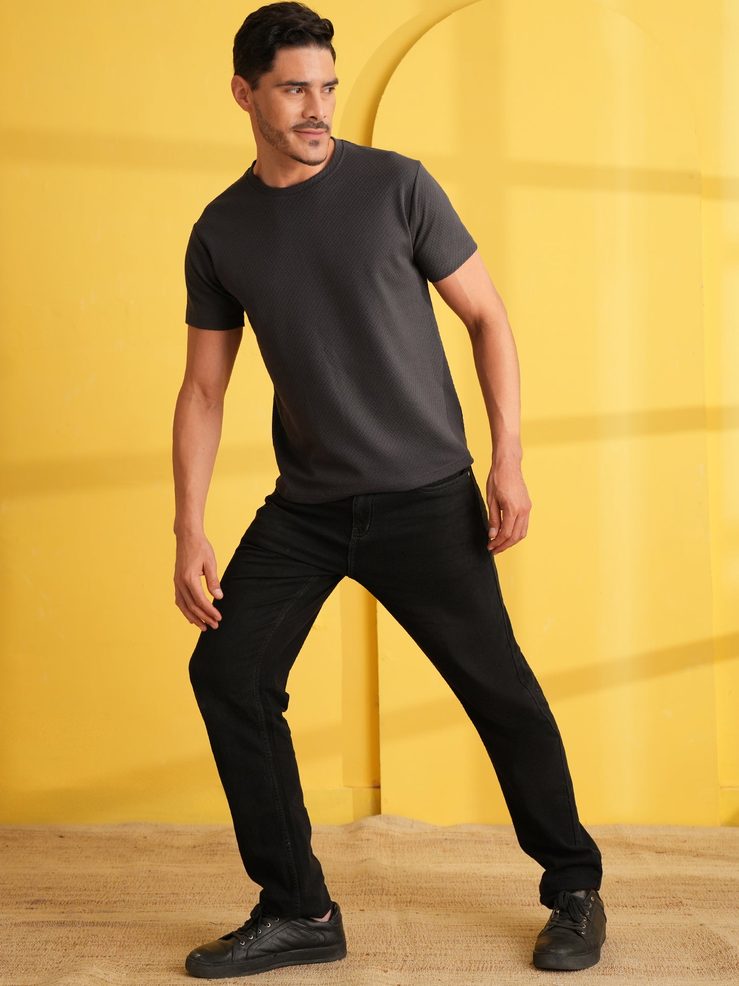 Men Solid Round Neck T-shirt Dark Grey
