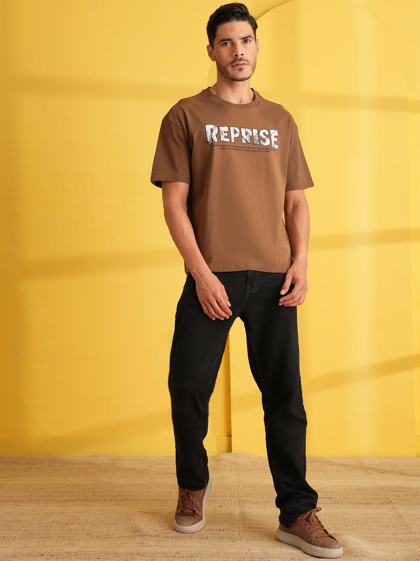 Men Oversize Printed Round Neck T-shirt Brown - Reprise