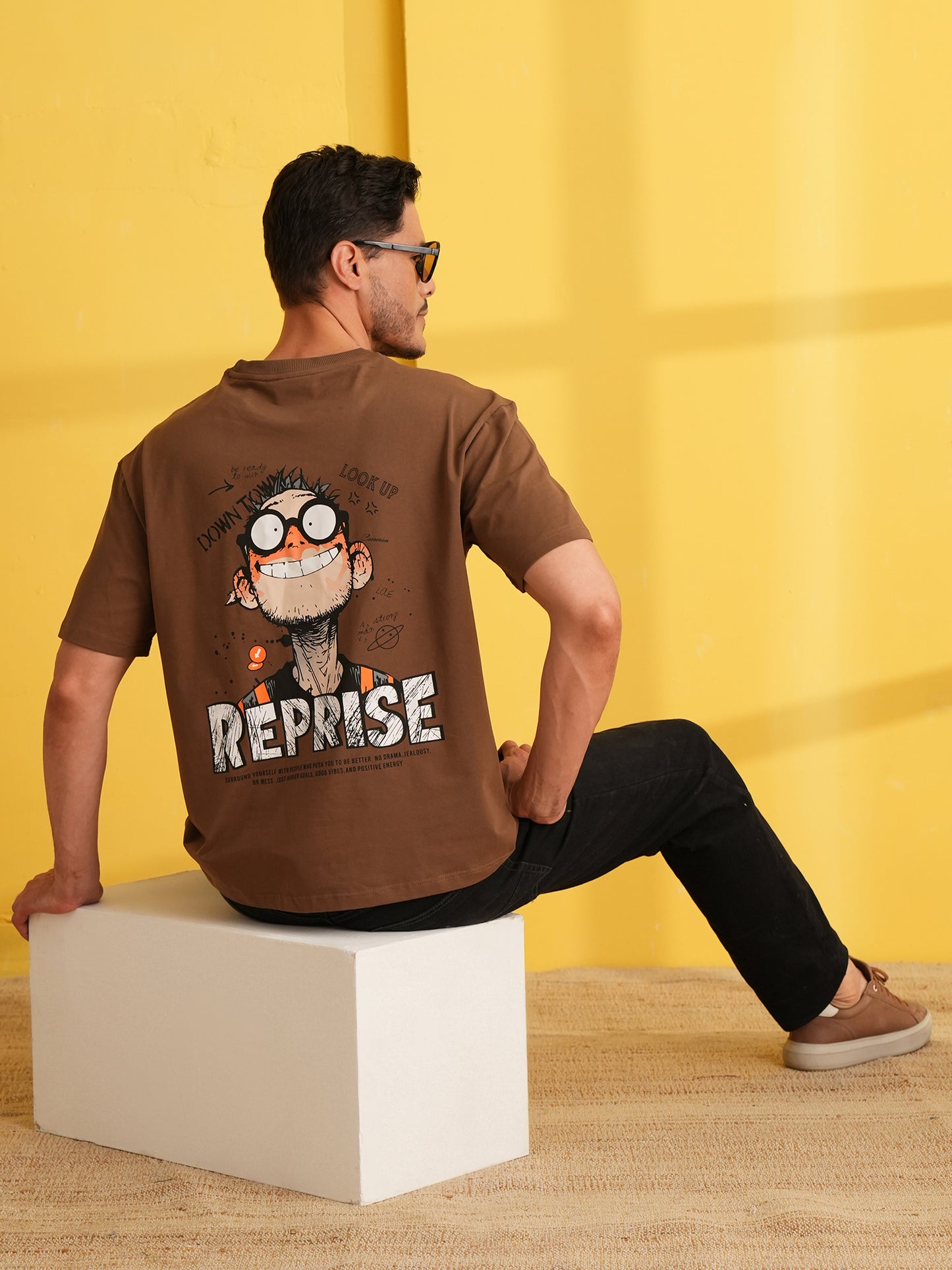 Men Oversize Printed Round Neck T-shirt Brown - Reprise