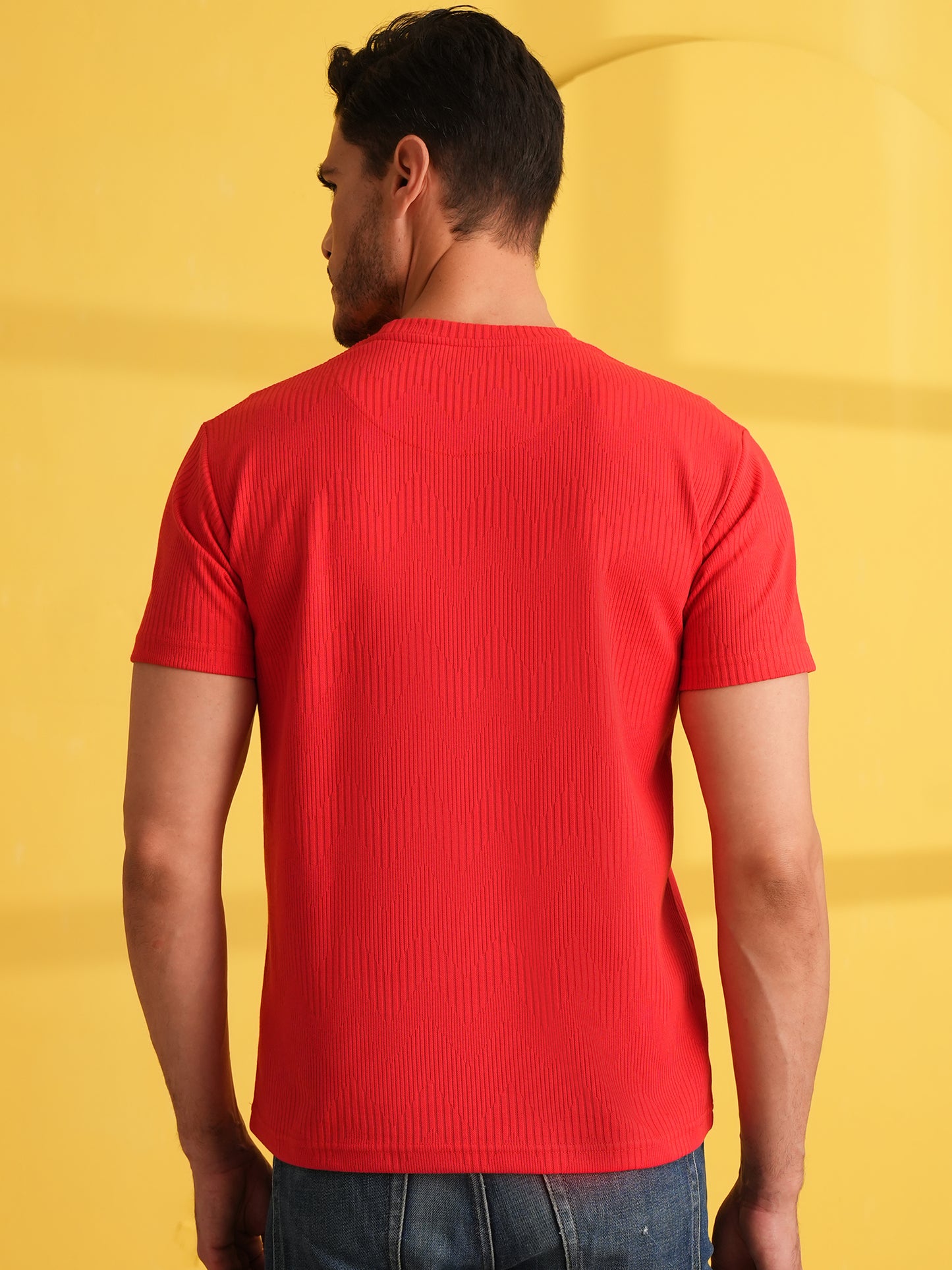 Men Solid Round Neck T-shirt Red