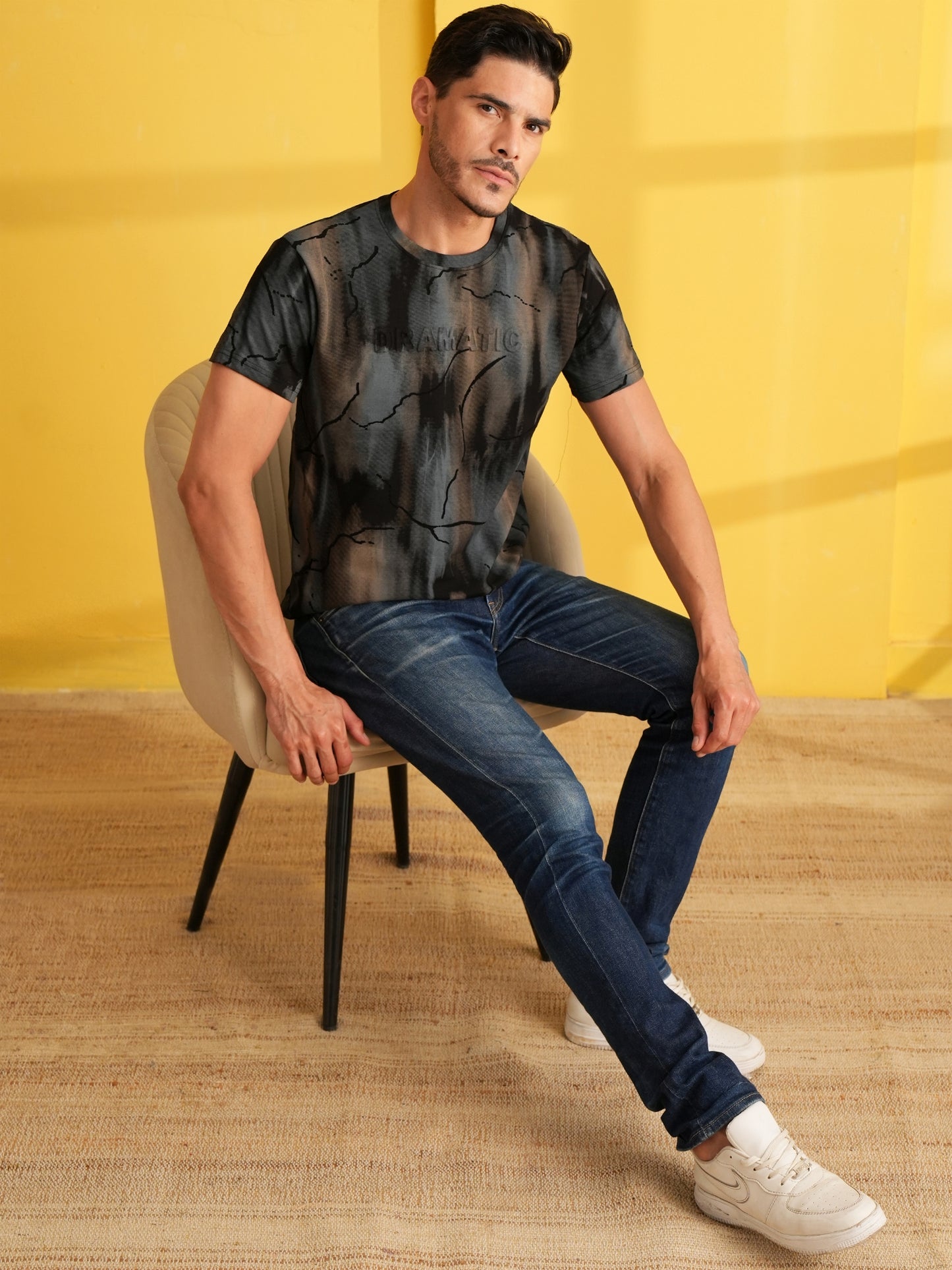 Men Printed Round Neck T-shirt Black Grey