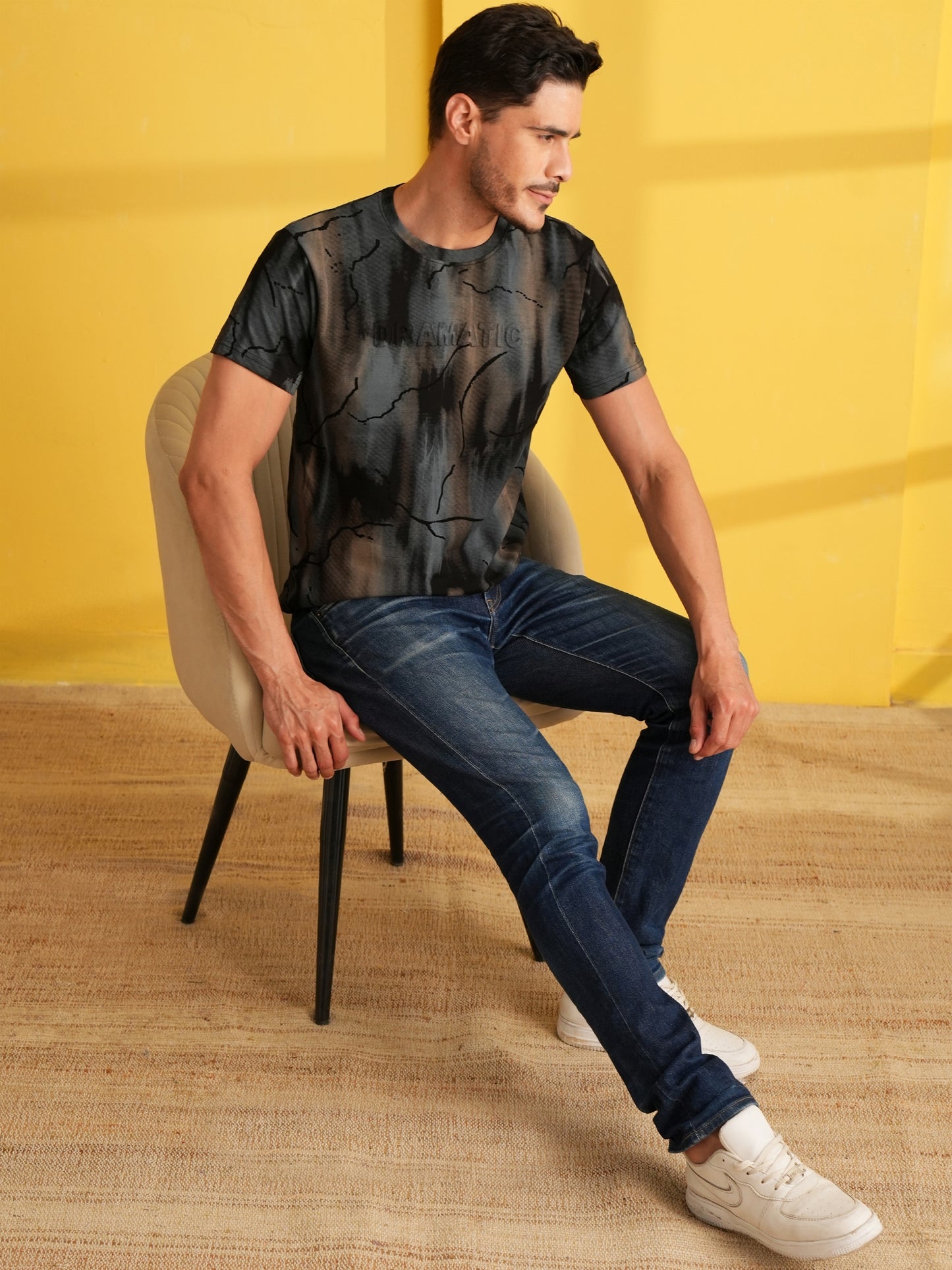 Men Printed Round Neck T-shirt Black Grey