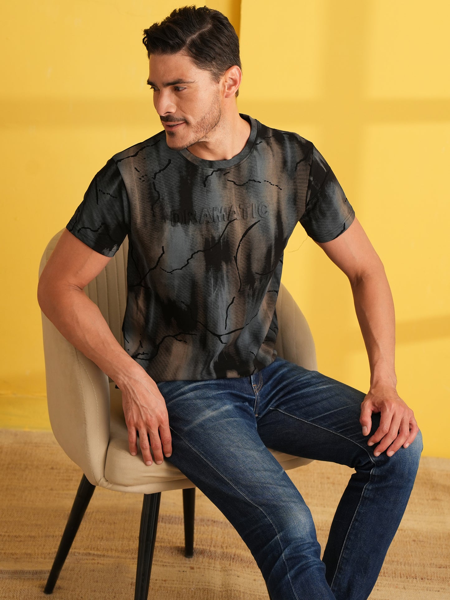 Men Printed Round Neck T-shirt Black Grey