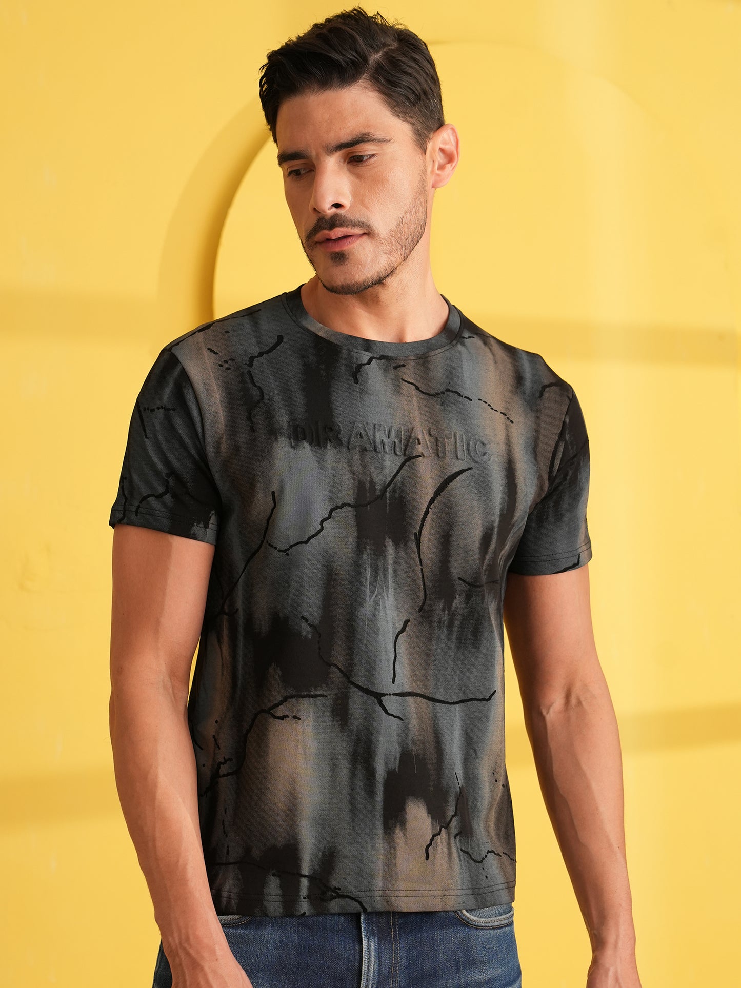 Men Printed Round Neck T-shirt Black Grey