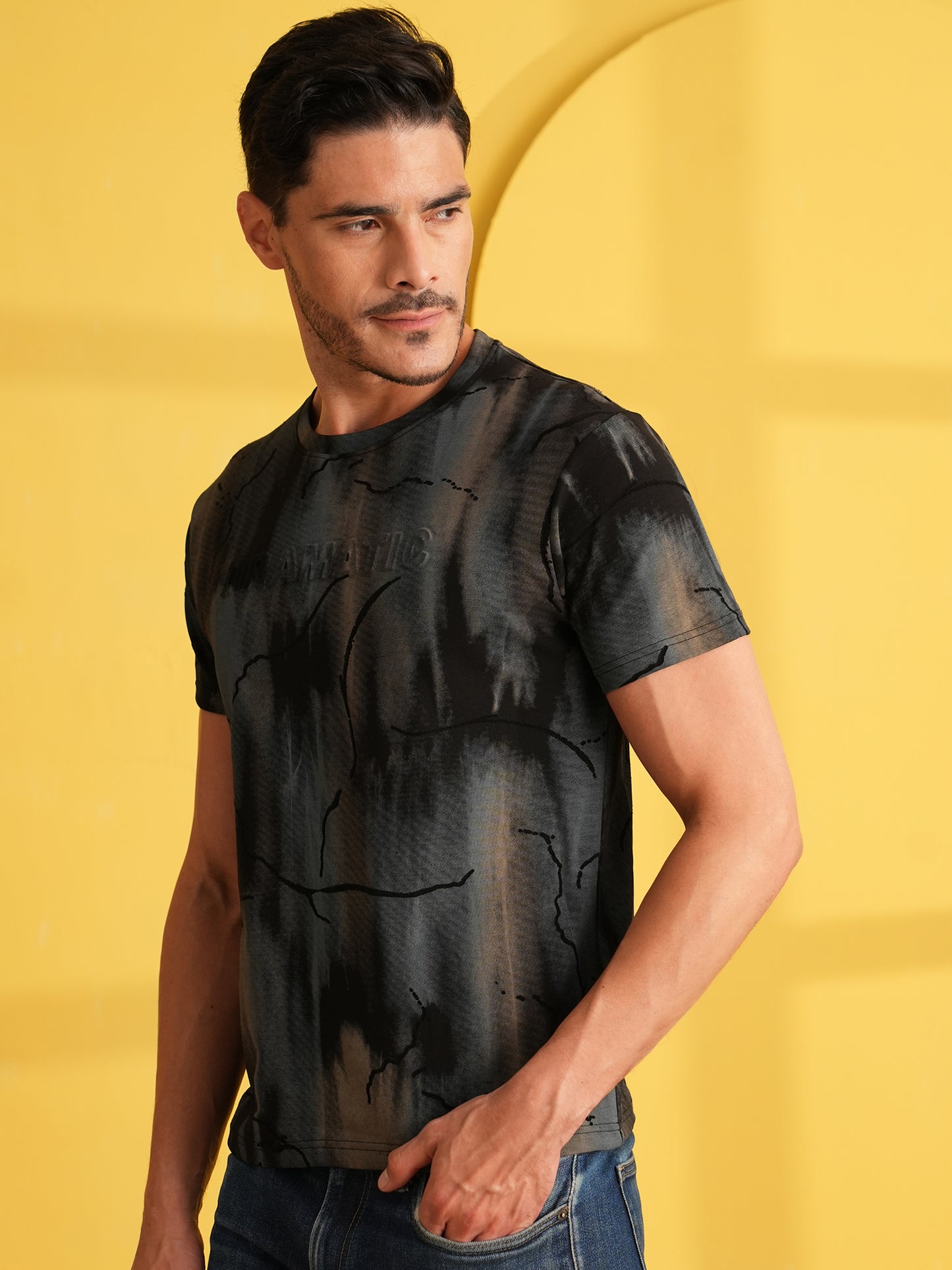Men Printed Round Neck T-shirt Black Grey