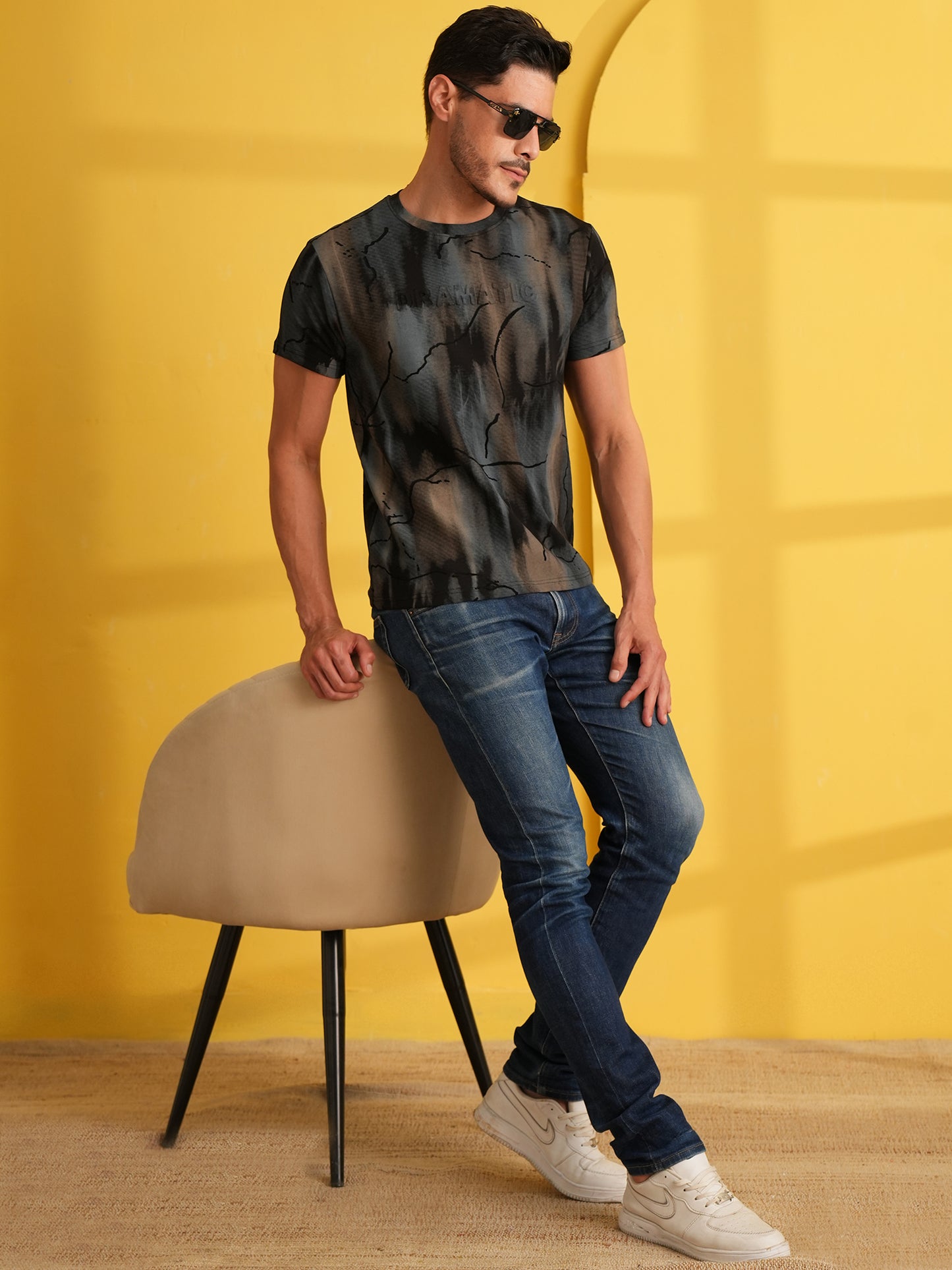 Men Printed Round Neck T-shirt Black Grey