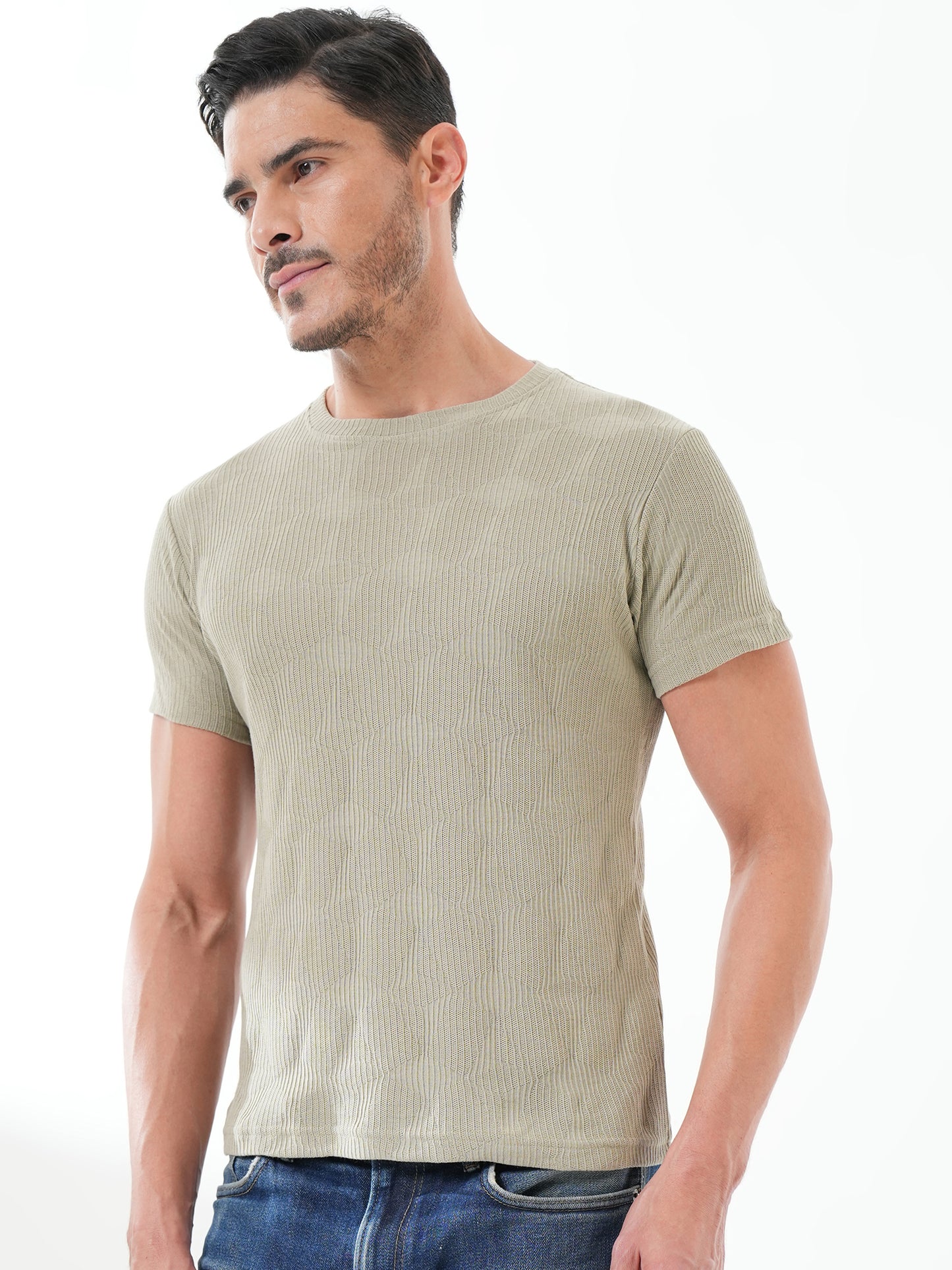 Men Solid Textured Round Neck T-shirt Olive