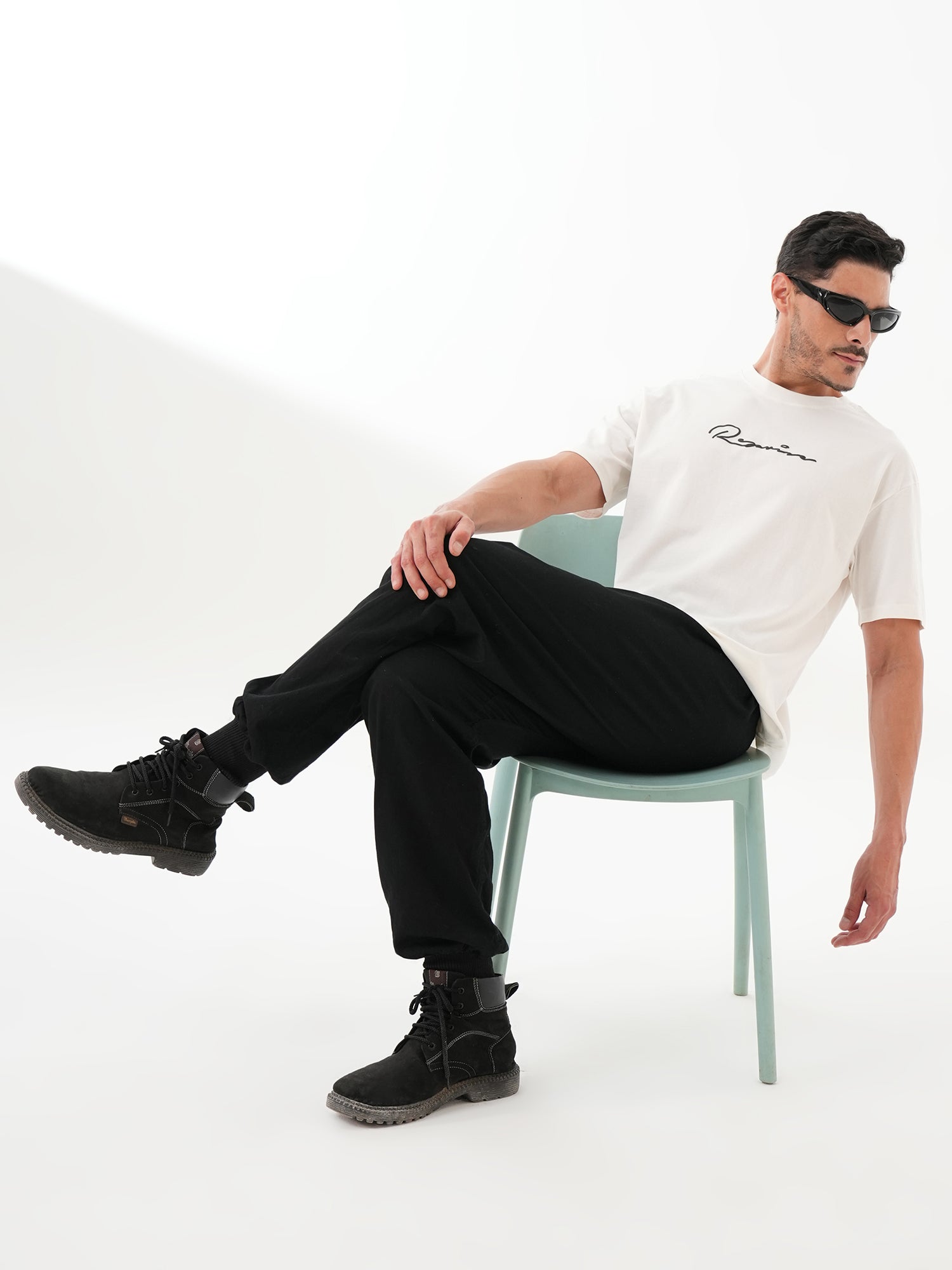 Men Oversized Printed Round Neck Drop Shoulder T-shirt White - Reprise