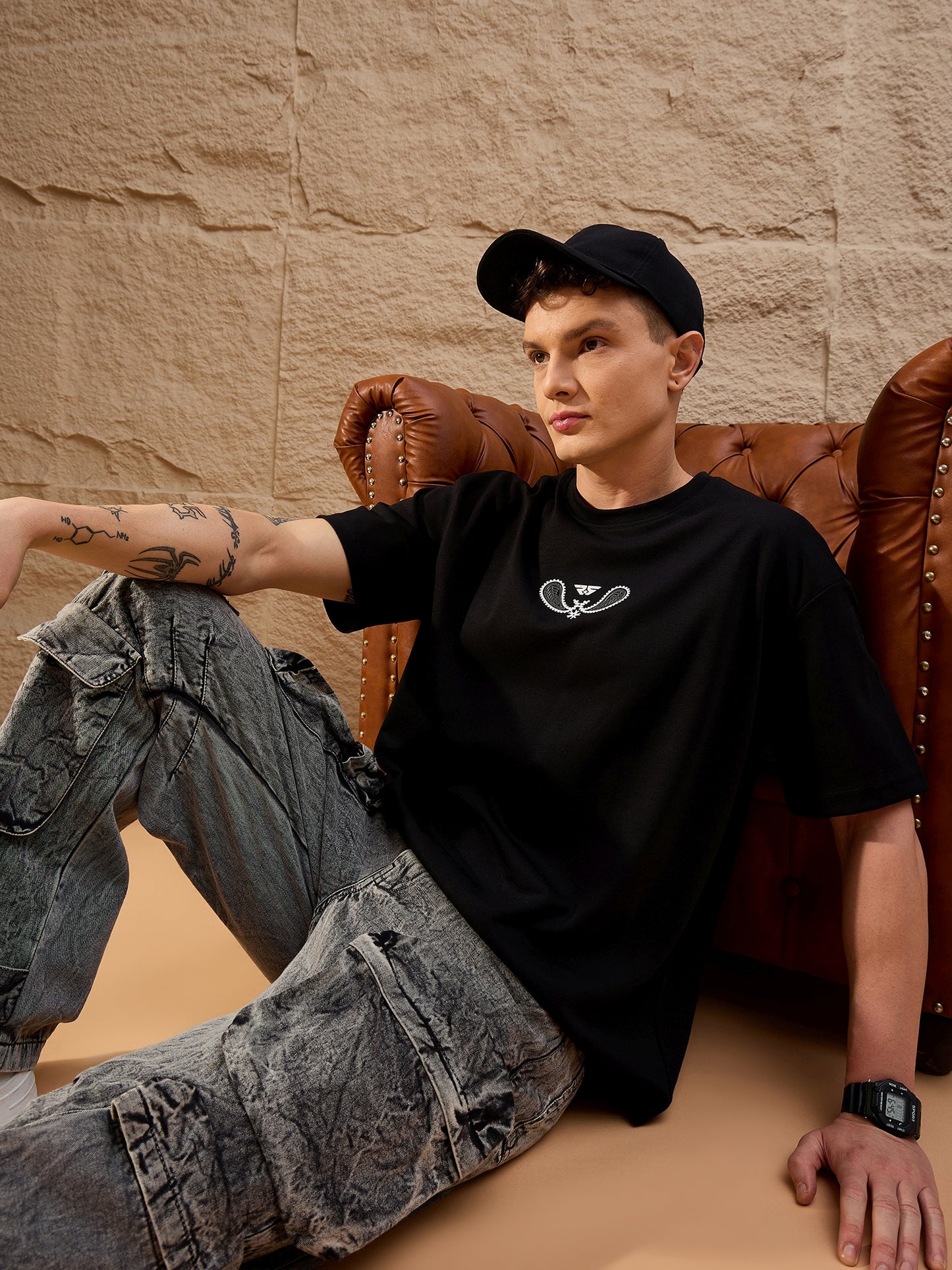 Black MenÃ¢â‚¬â„¢s Oversized Drop-Shoulder T-Shirt