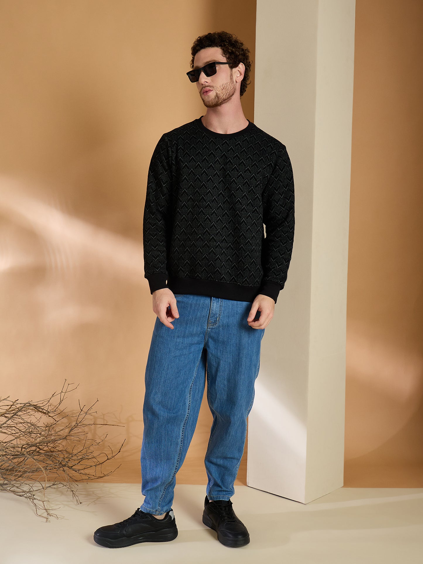 Textured Pullover Full Sleeves Round Neck Sweatshirt