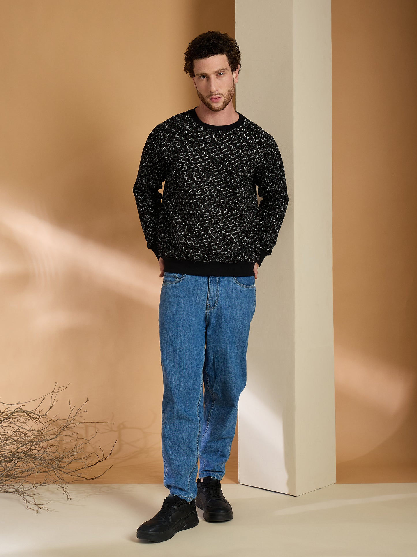 Textured Pullover Full Sleeves Round Neck Sweatshirt