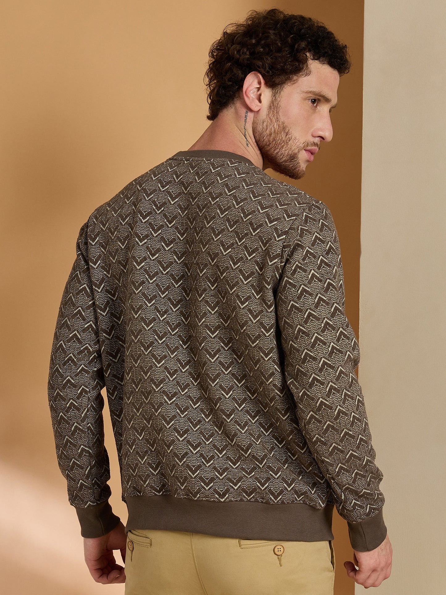 Textured Pullover Full Sleeves Round Neck Sweatshirt