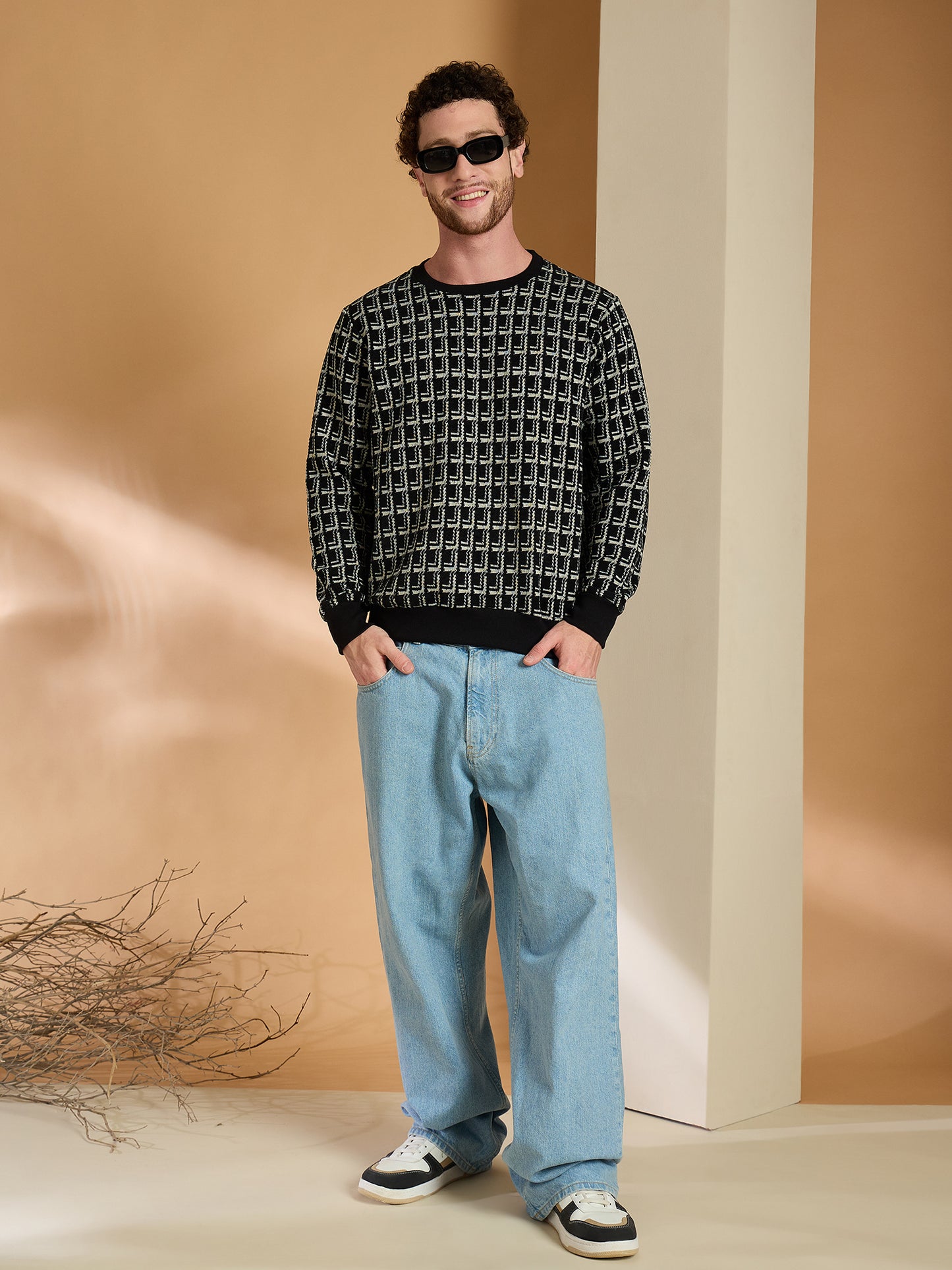 Textured Pullover Full Sleeves Round Neck Sweatshirt