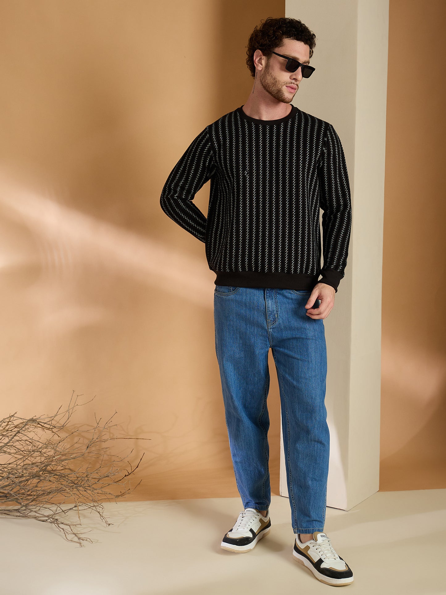 Textured Pullover Full Sleeves Round Neck Sweatshirt