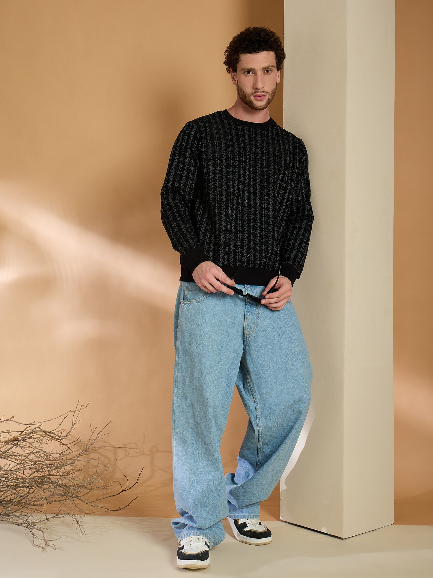 Textured Pullover Full Sleeves Round Neck Sweatshirt