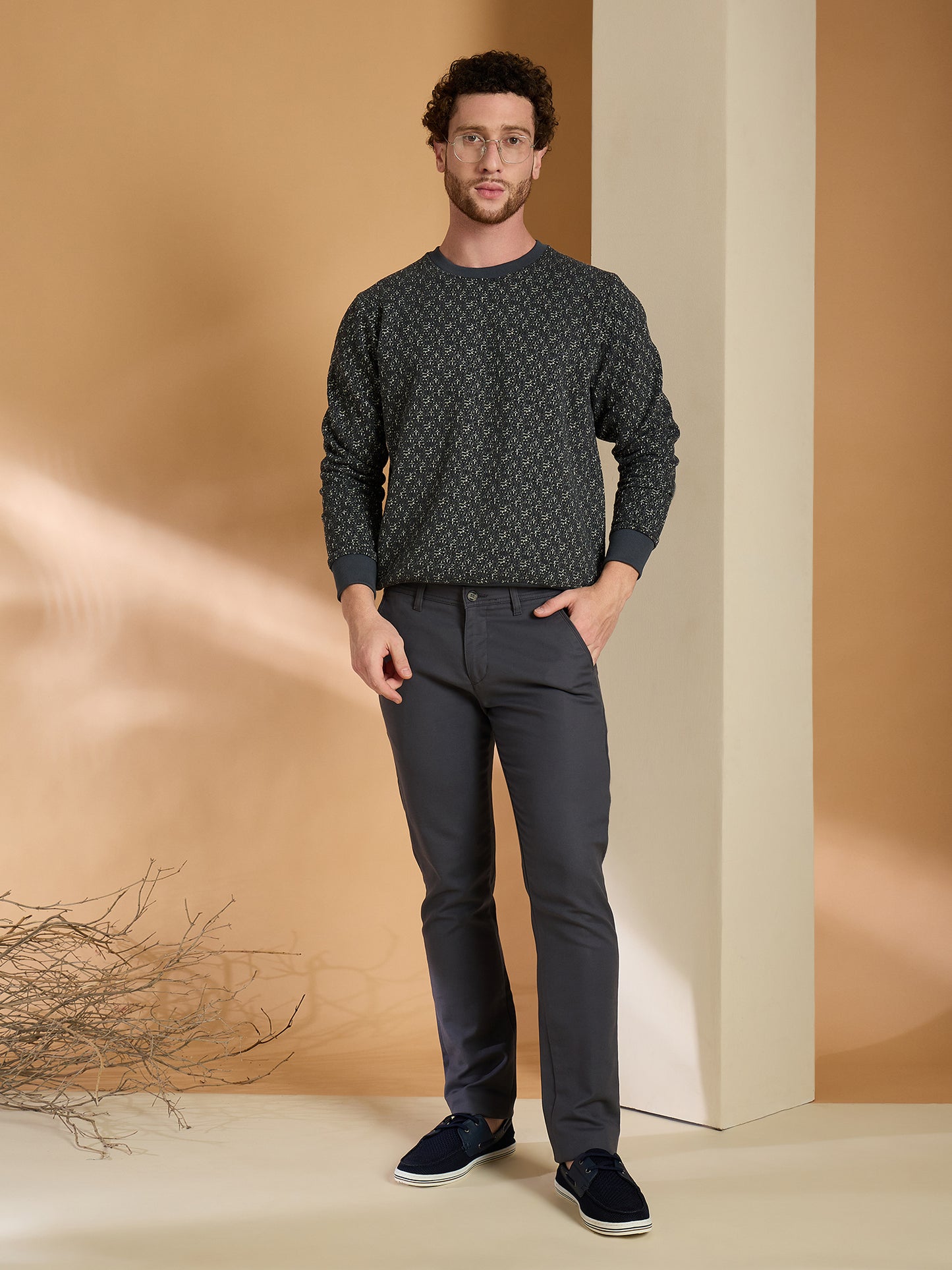 Textured Pullover Full Sleeves Round Neck Sweatshirt