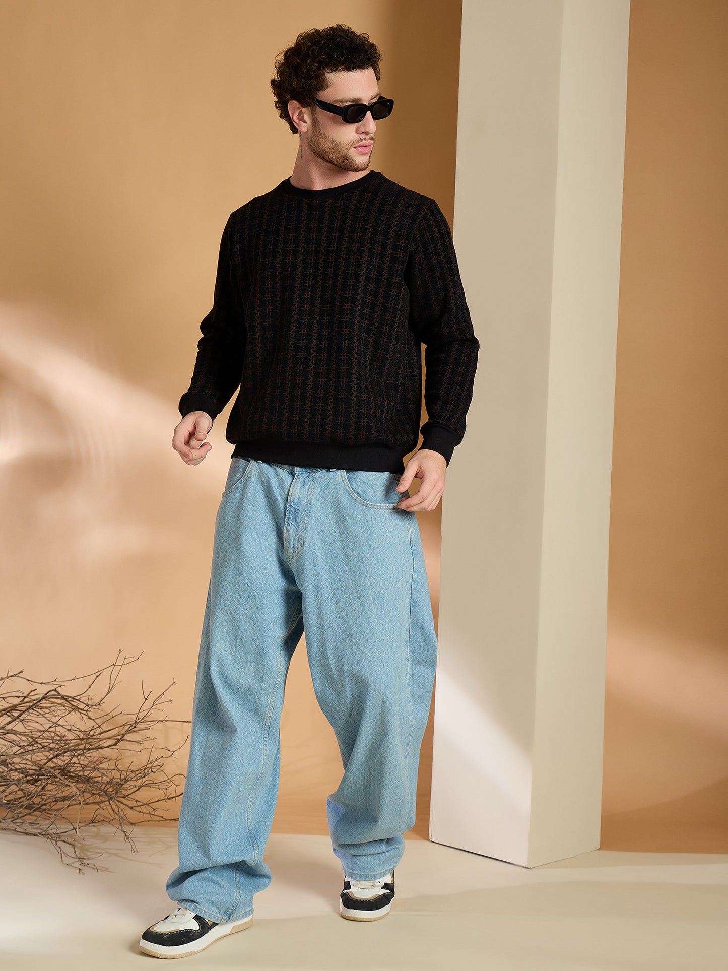 Textured Pullover Full Sleeves Round Neck Sweatshirt