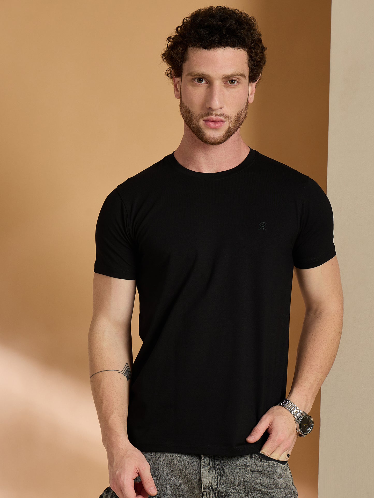 Solid Round Neck Tshirt