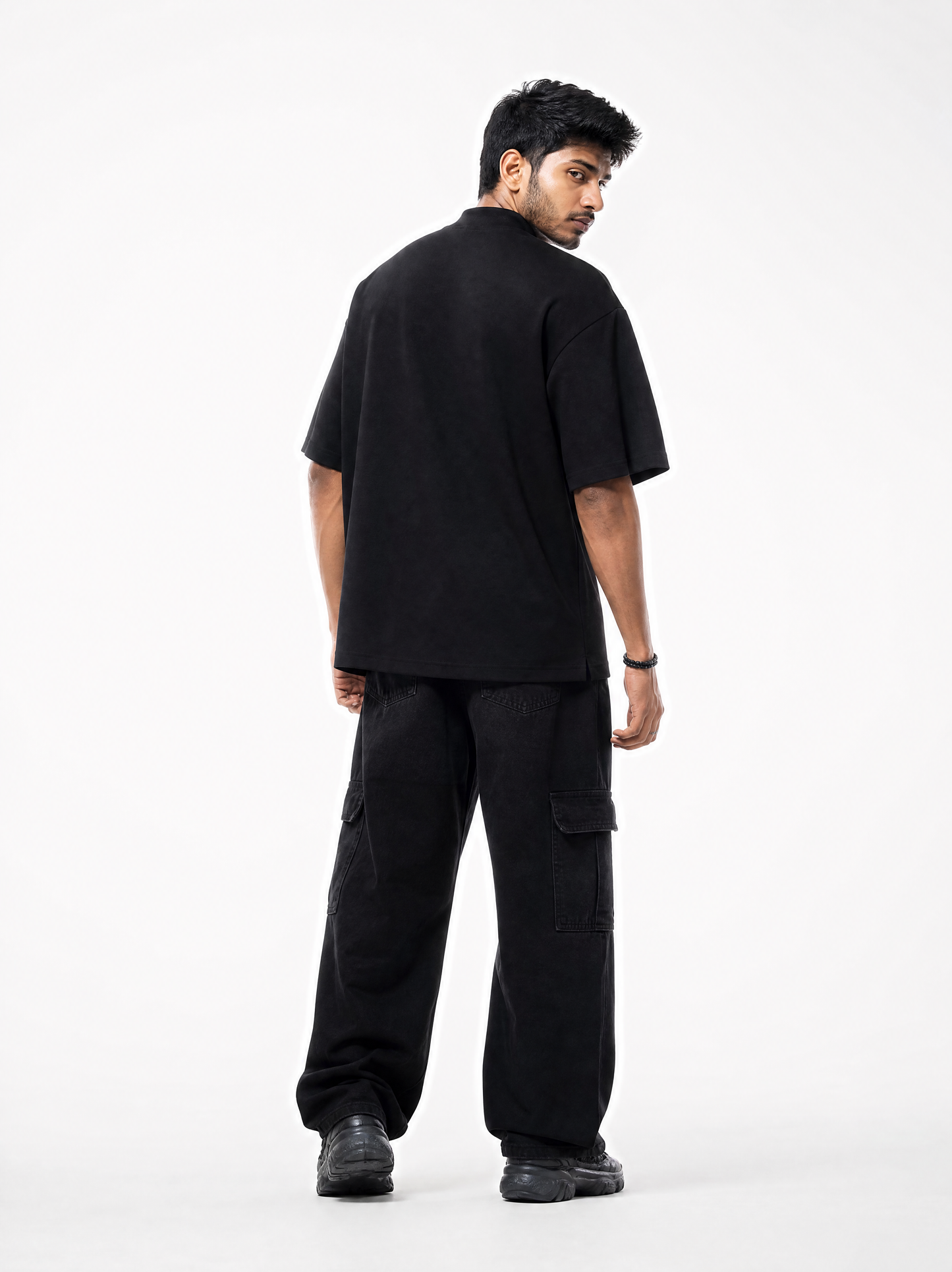 Men Oversized Printed Round Neck Drop shoulder T-shirt Black
