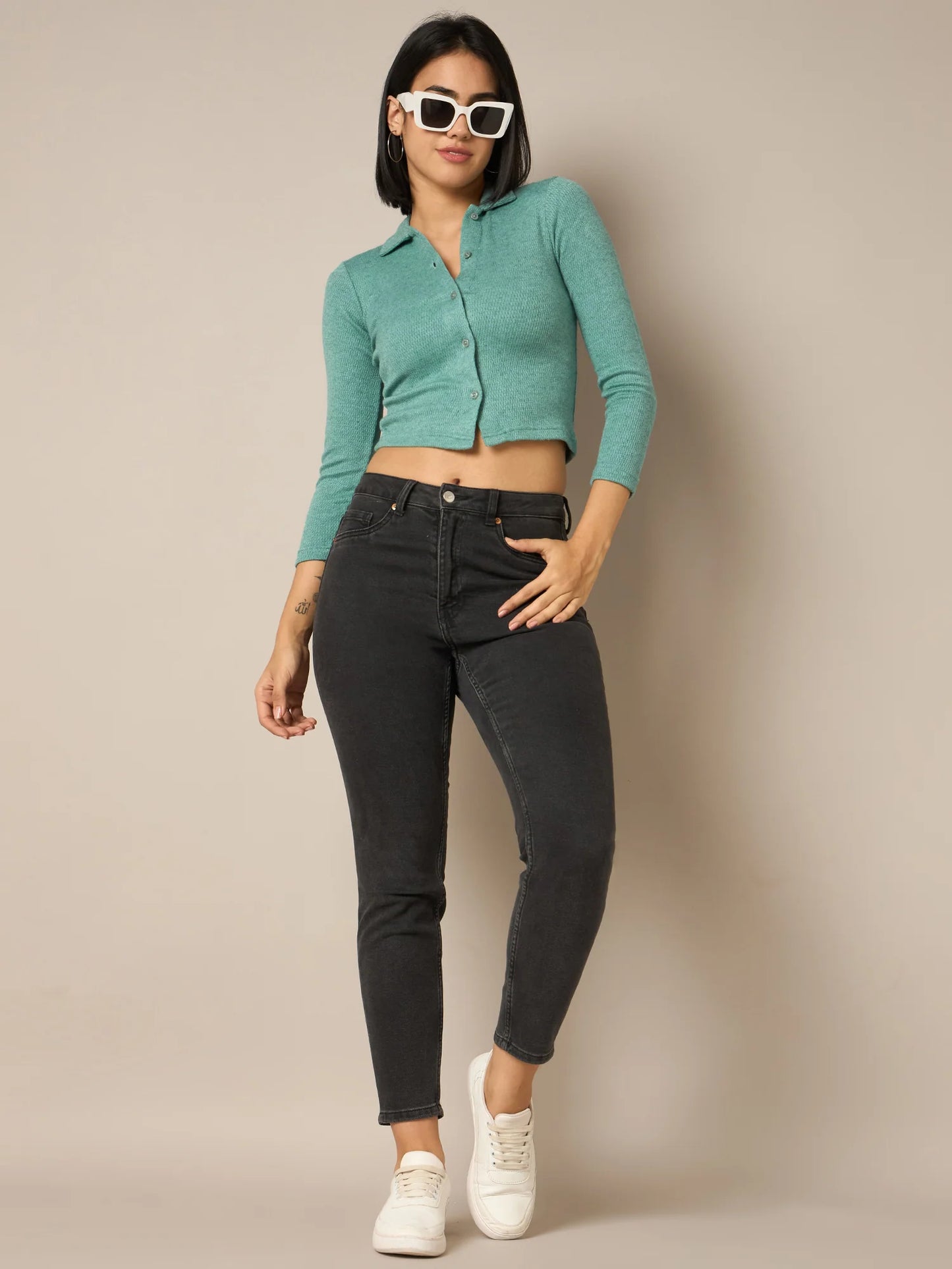 Women Green Buttoned Top - Reprise